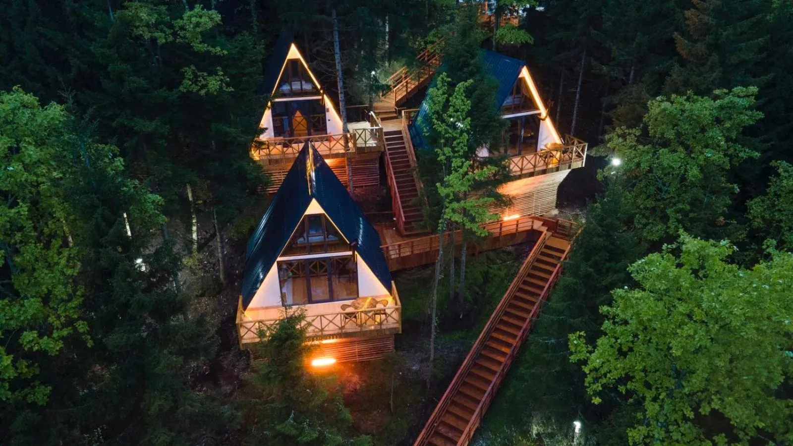 Property building in Montana Suite Bungalows