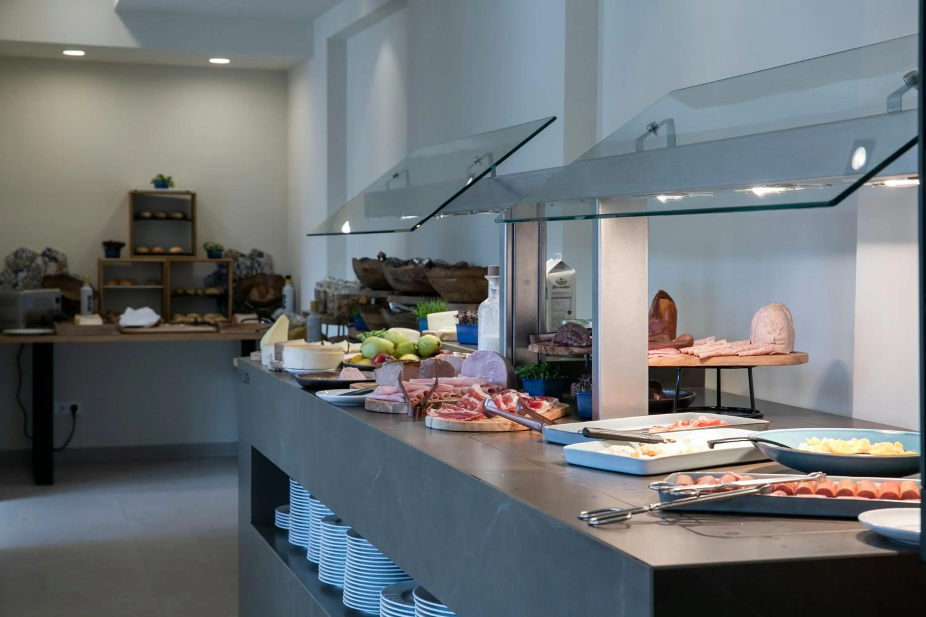 Buffet breakfast in Hotel Coral Boutique by gaiarooms