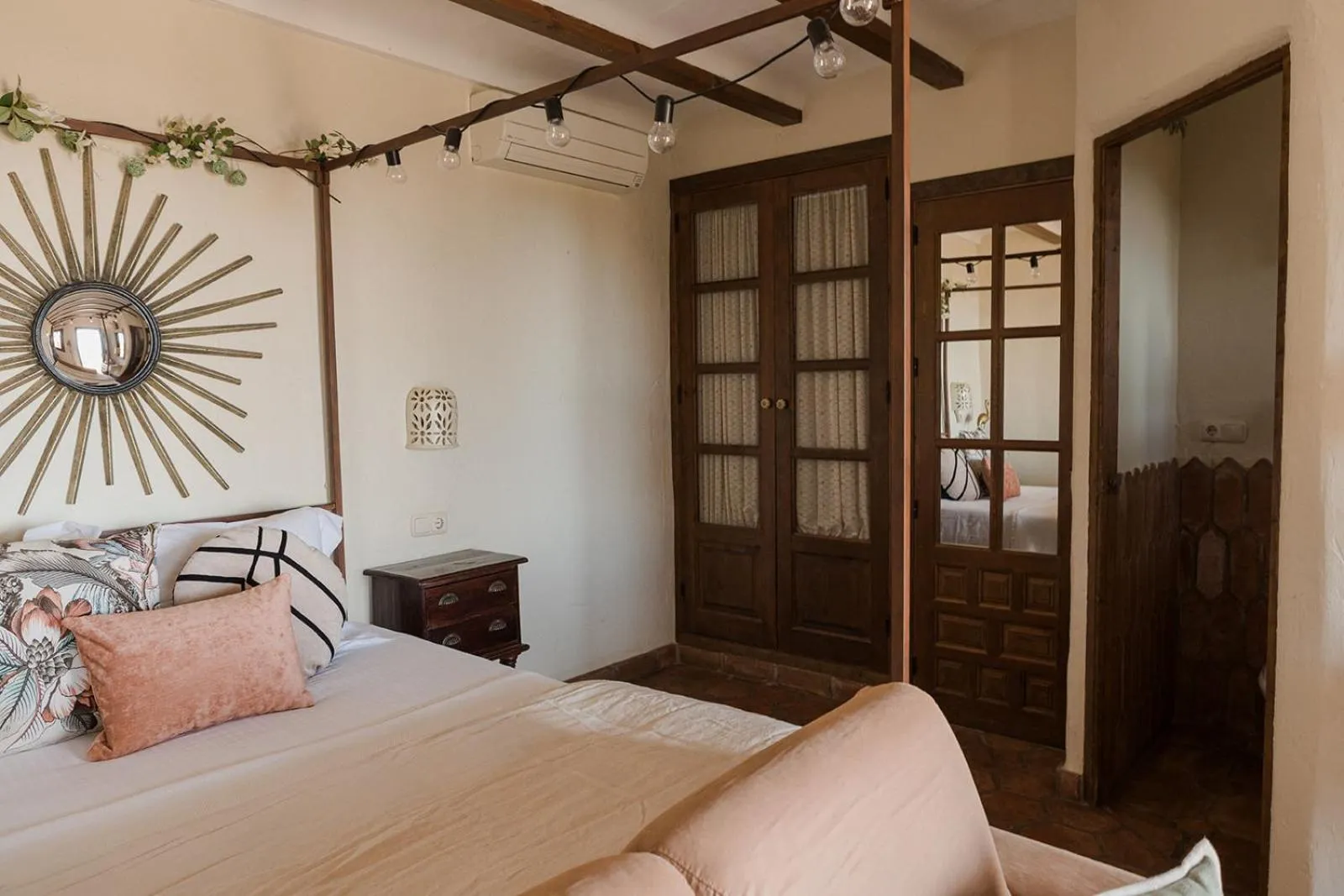Photo of the whole room, Bed in Posada Morisca Charming Hotel Boutique