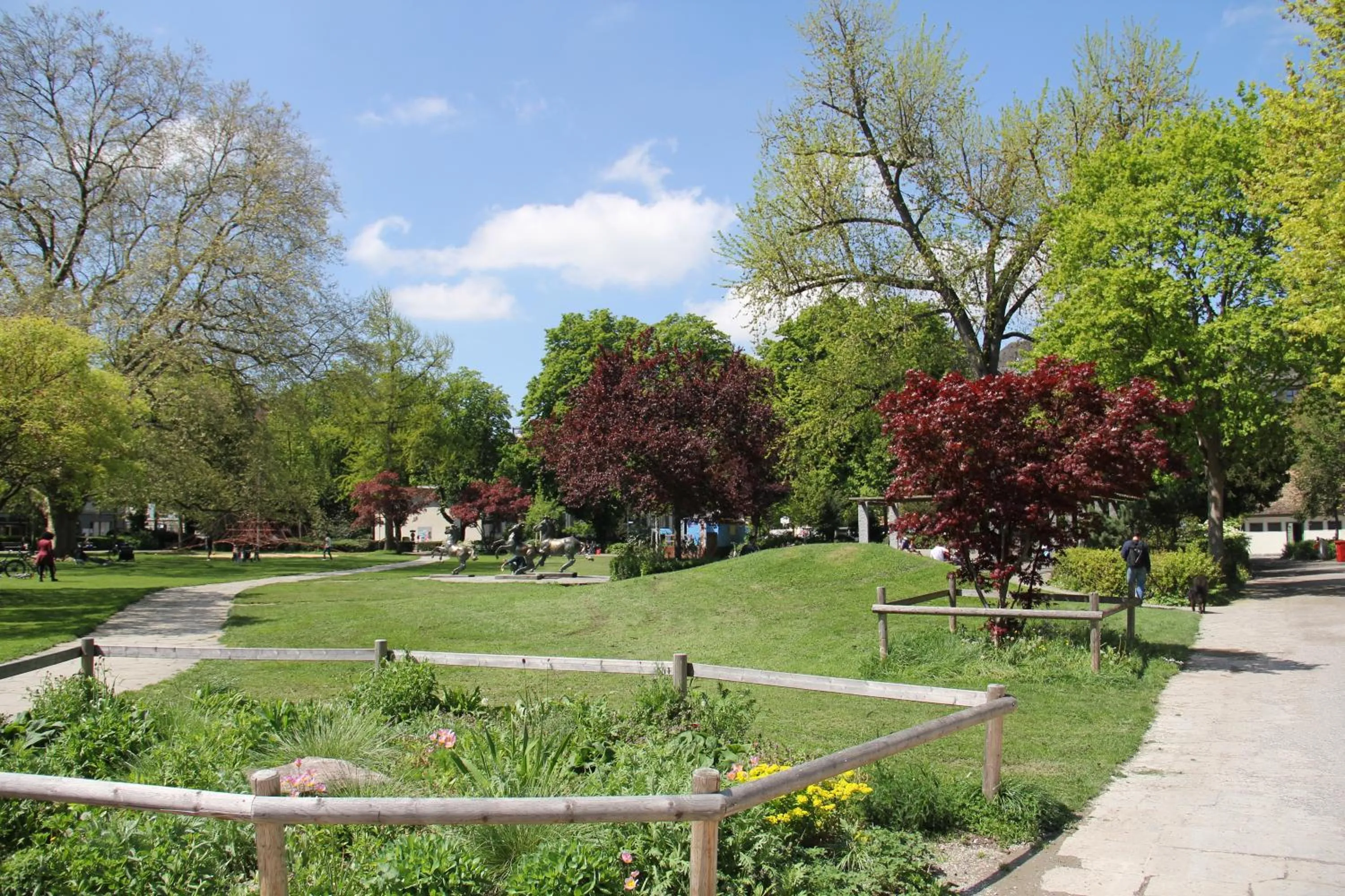 Spring in Stay2Night City Center Hostel Self Check-In No Reception