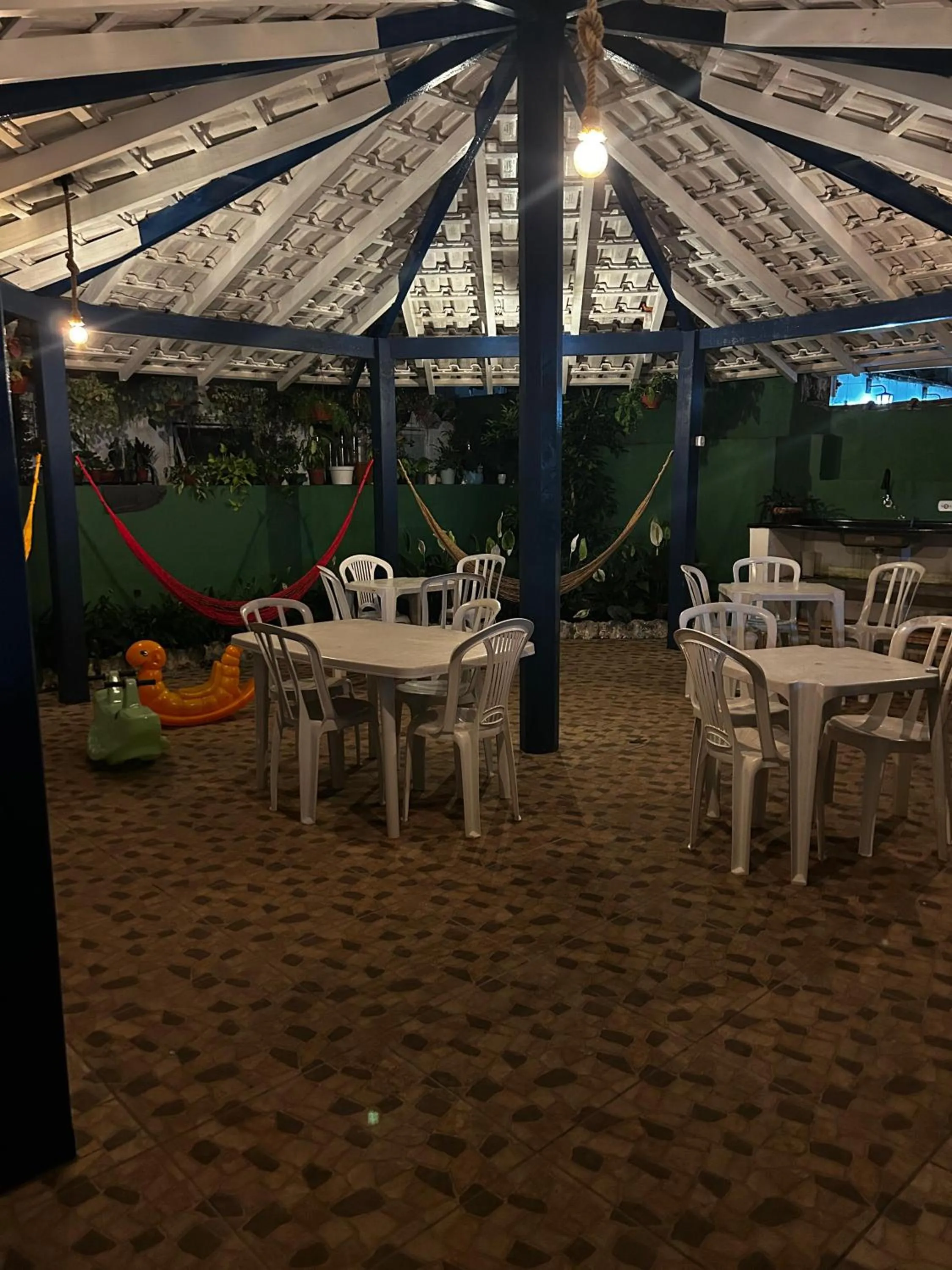 Seating area in Pousada Ilha de Santorini