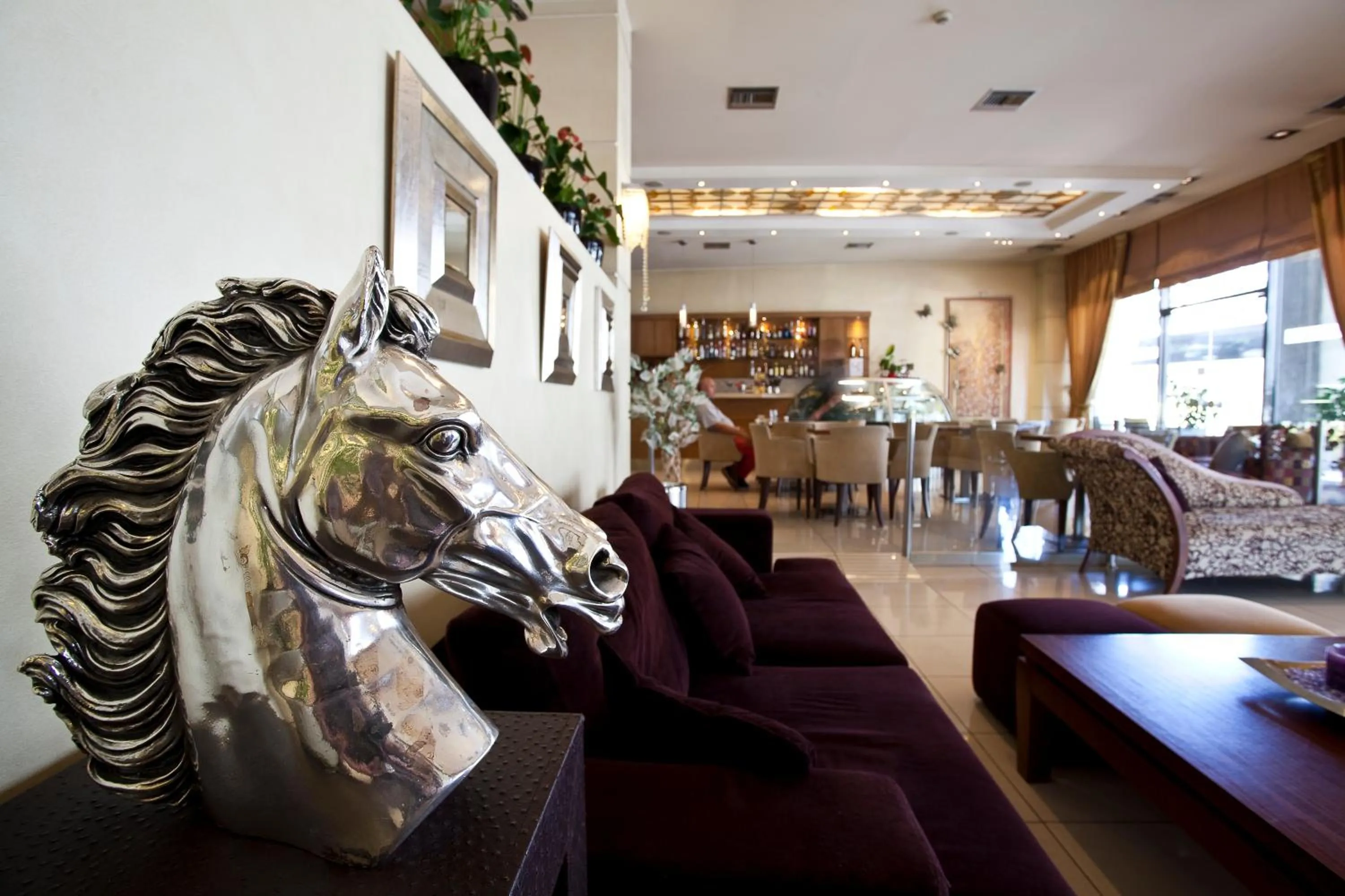 Decorative detail in Crystal City Hotel