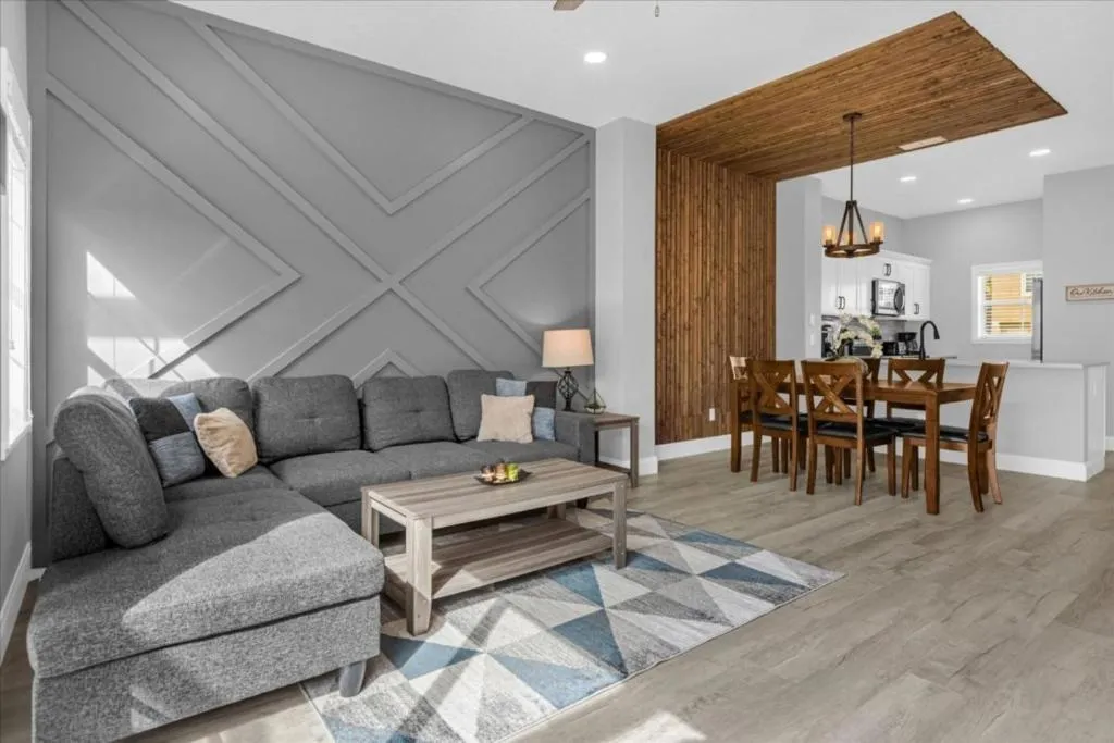 Property building in 3 Bedroom 25 Bathroom Encantada Resort 3014 Wo