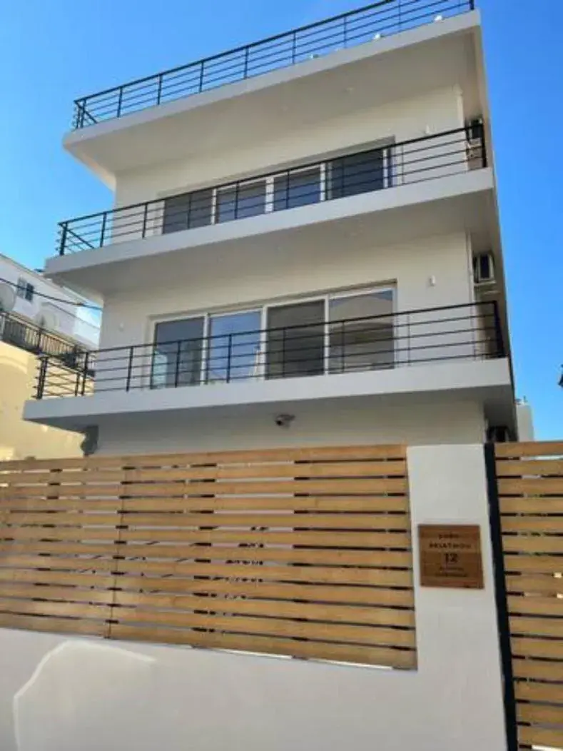 Property building in Skiathou 12 Contemporary Residences Property building in Skiathou 12 Contemporary Residences