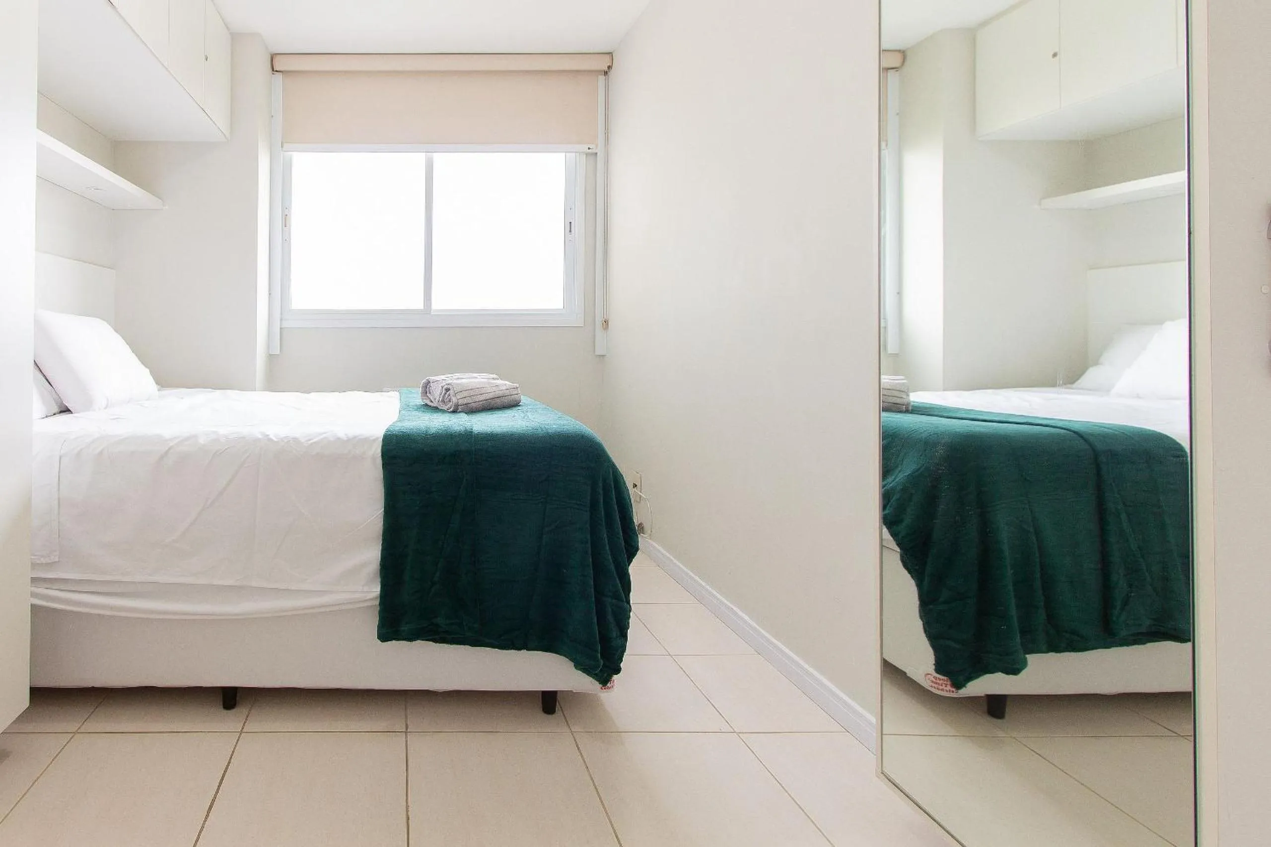 Bed in Confortável apto 2Qtos c/ Varanda e Vista Mar