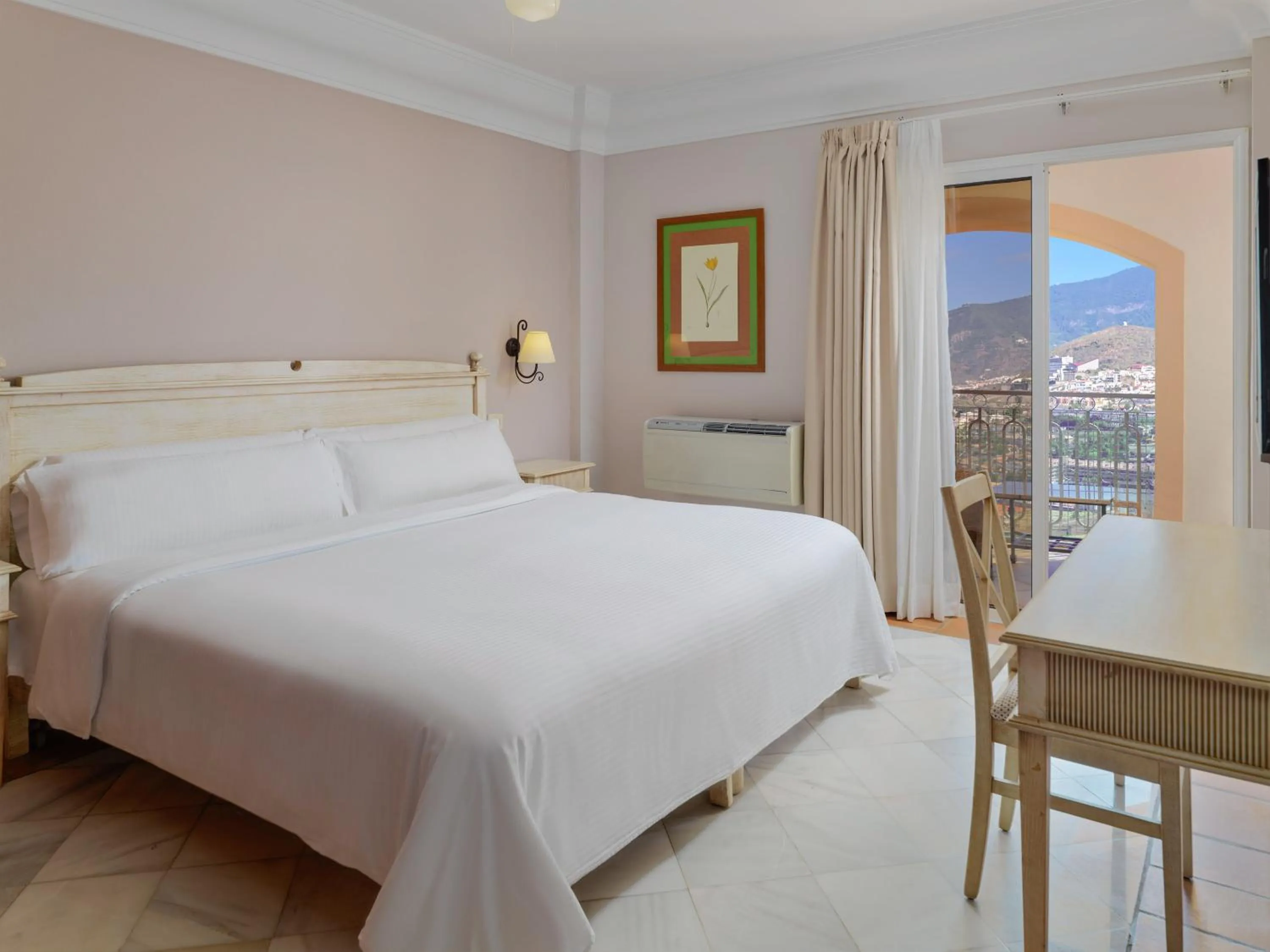 Bed in Hotel Las Águilas Tenerife, Affiliated by Meliá