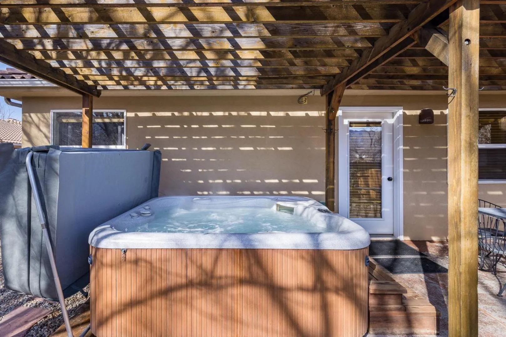 Bed in Cottonwoods 419