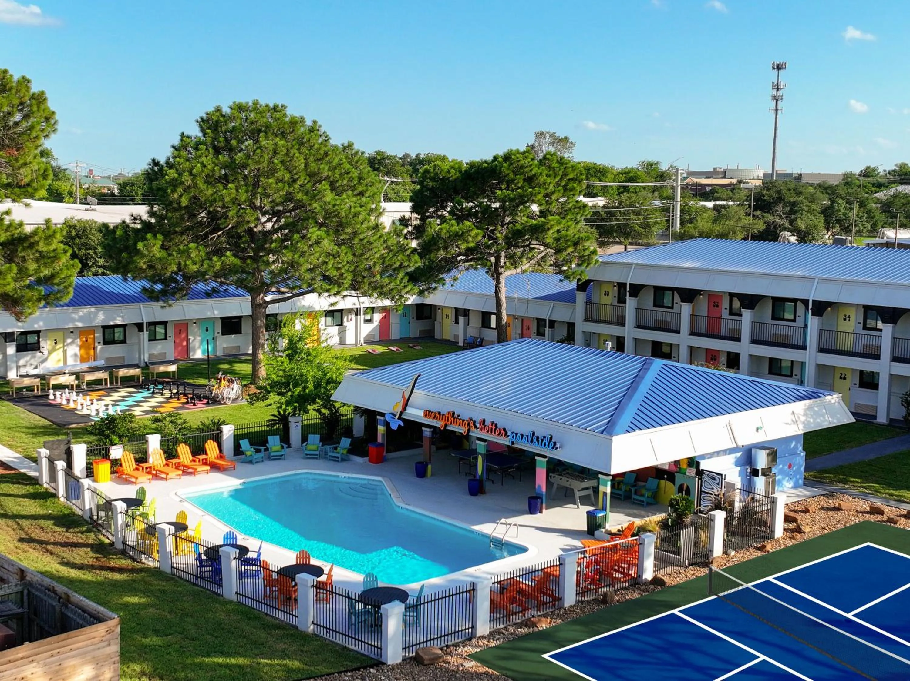Swimming pool in Hotel McCoy - Art, Libations, Pool Society