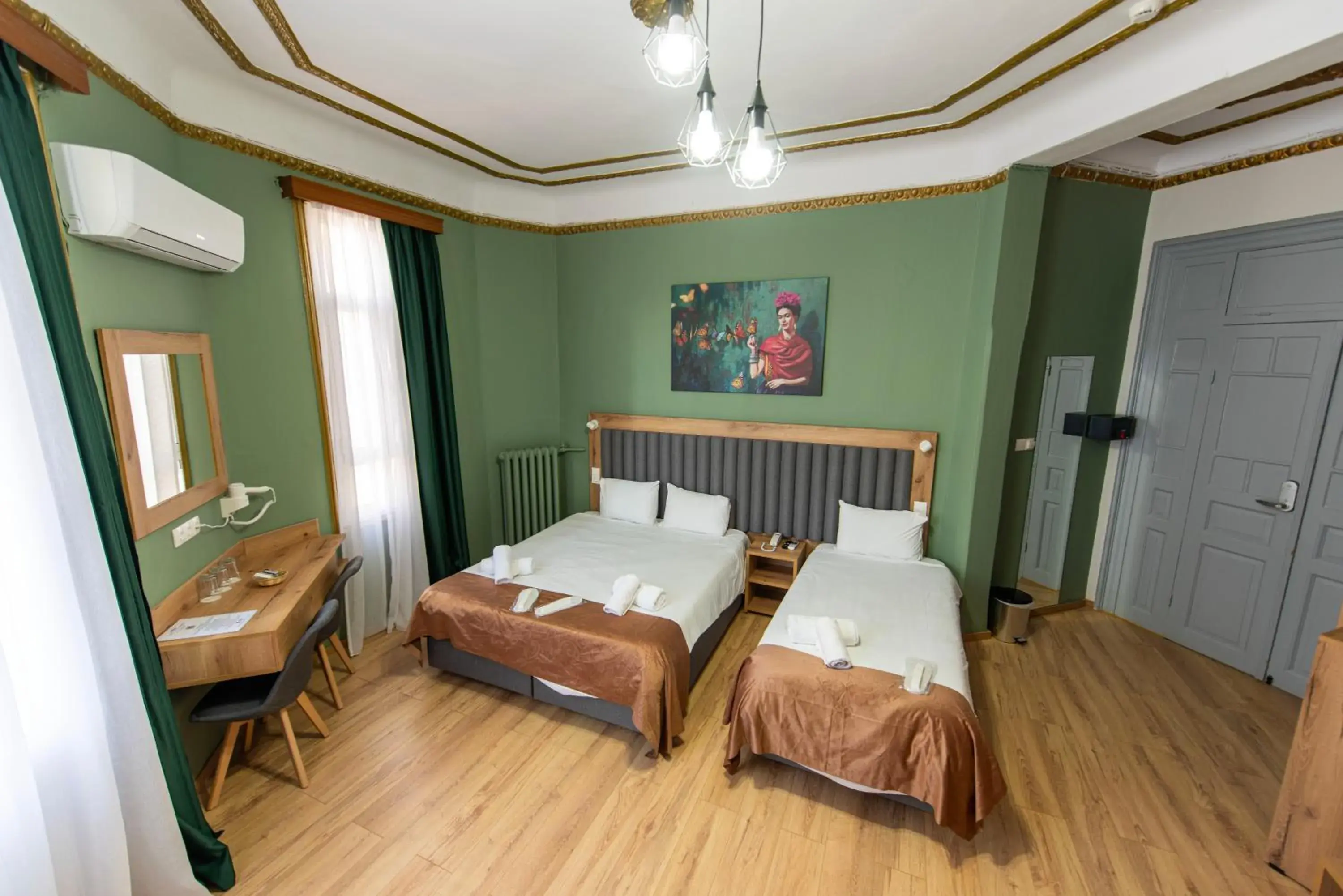 Bed in Nea Metropolis Bed in Nea Metropolis