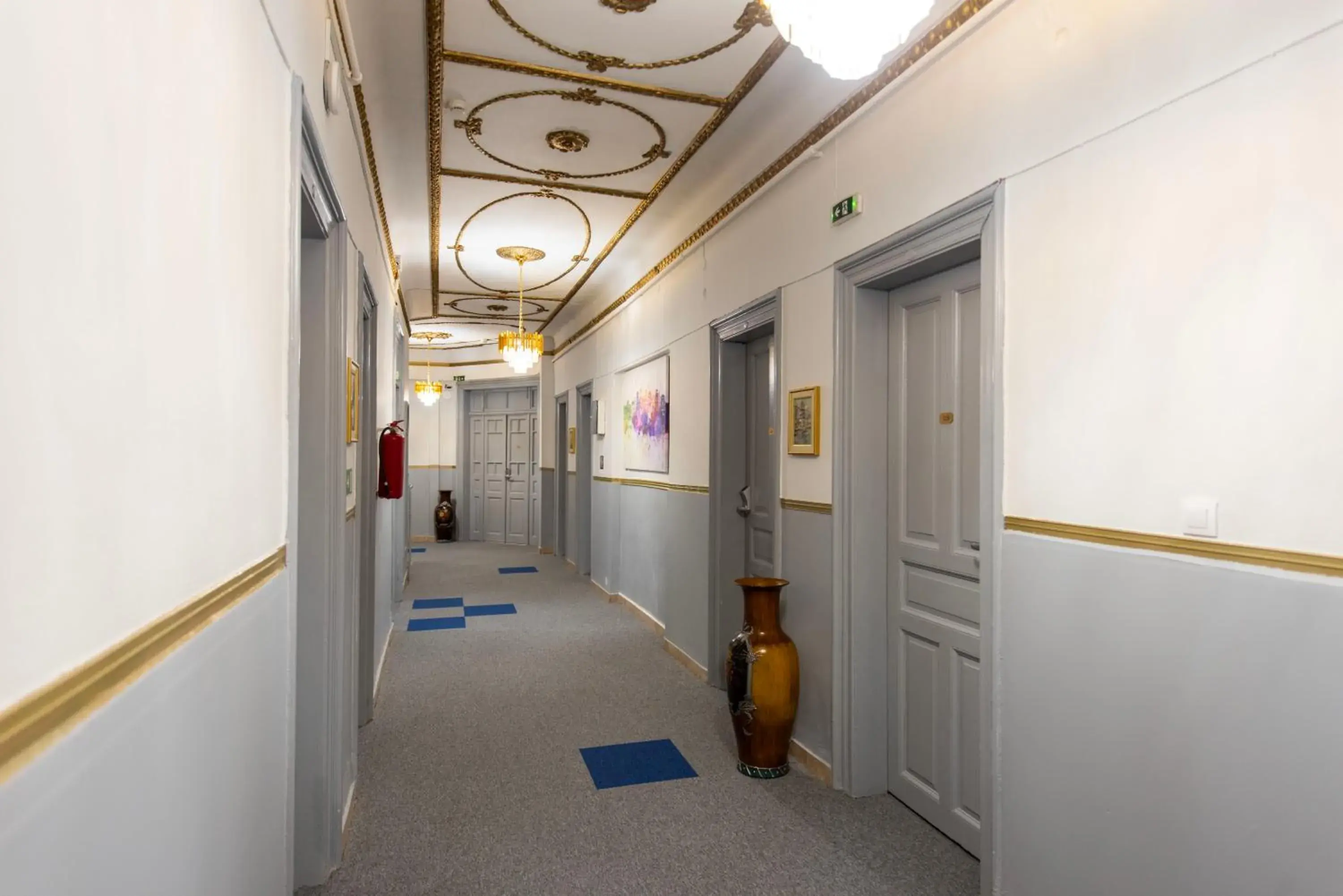 Property building in Nea Metropolis Property building in Nea Metropolis