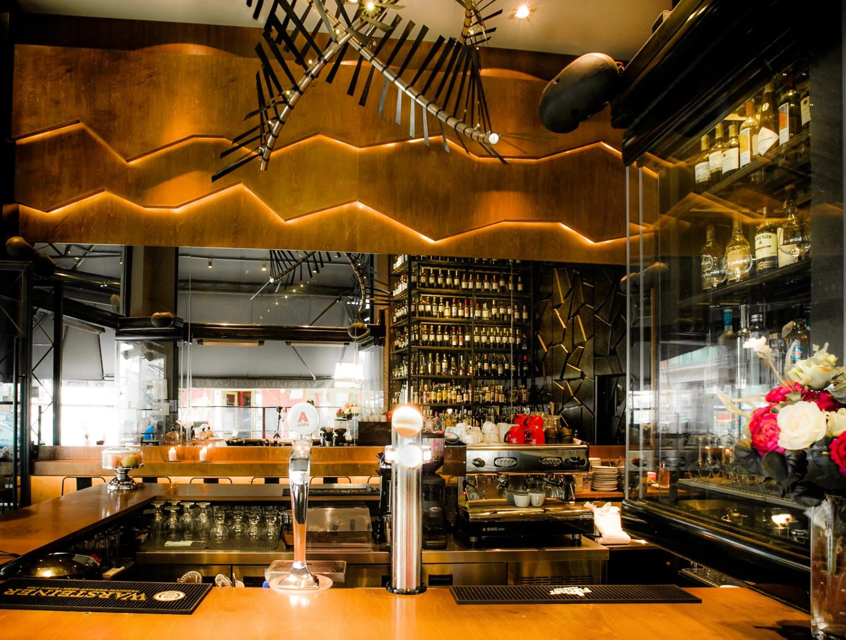 Lounge or bar in Plaza Hotel, Philian Hotels and Resorts