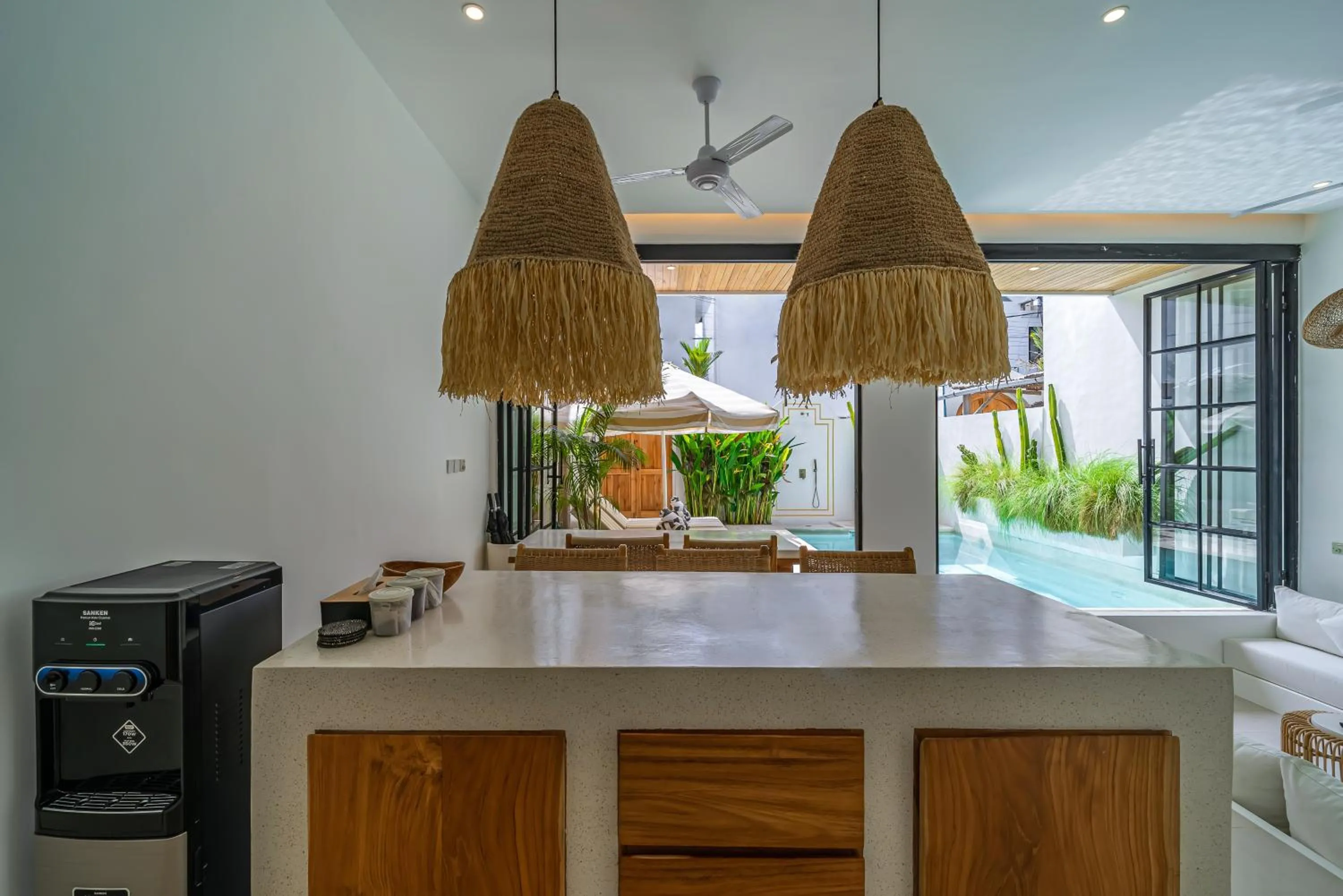 Villa Sunset and Sunrise - 2BR elegant villa in Central Canggu