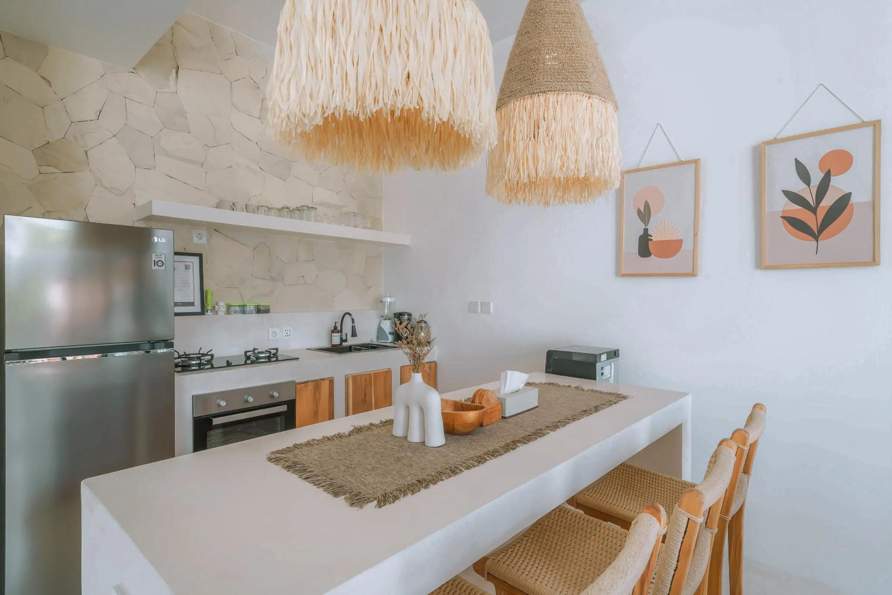 Villa Sunset and Sunrise - 2BR elegant villa in Central Canggu