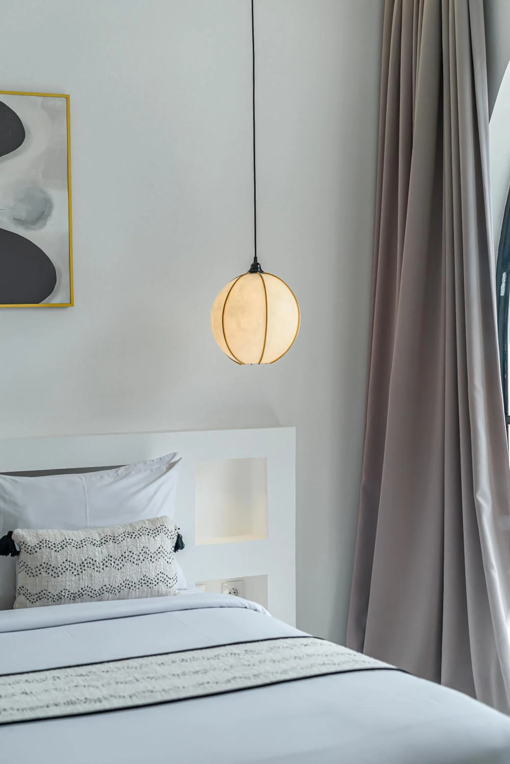Bed in Villa Sunset and Sunrise - 2BR elegant villa in Central Canggu