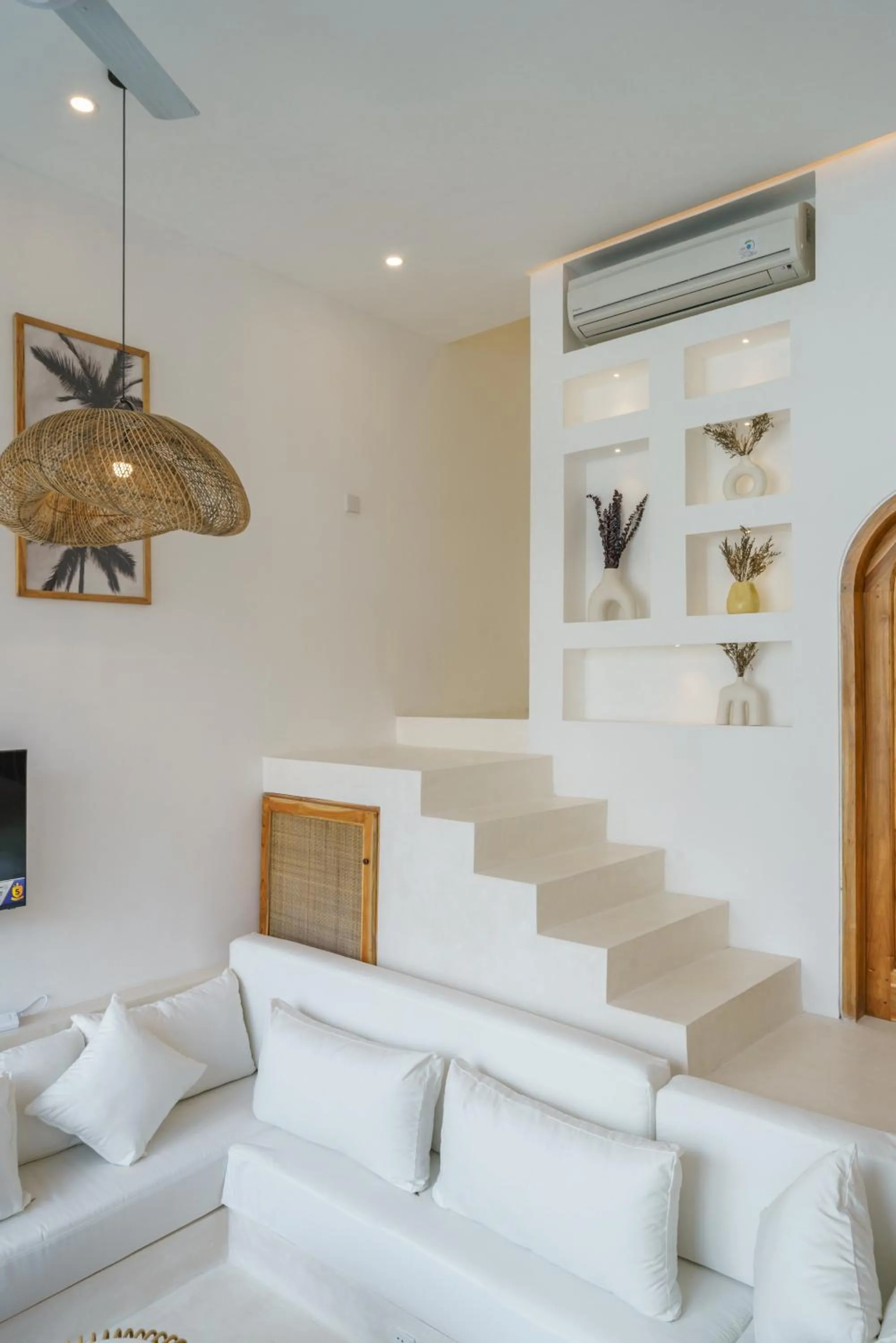 Villa Sunset and Sunrise - 2BR elegant villa in Central Canggu
