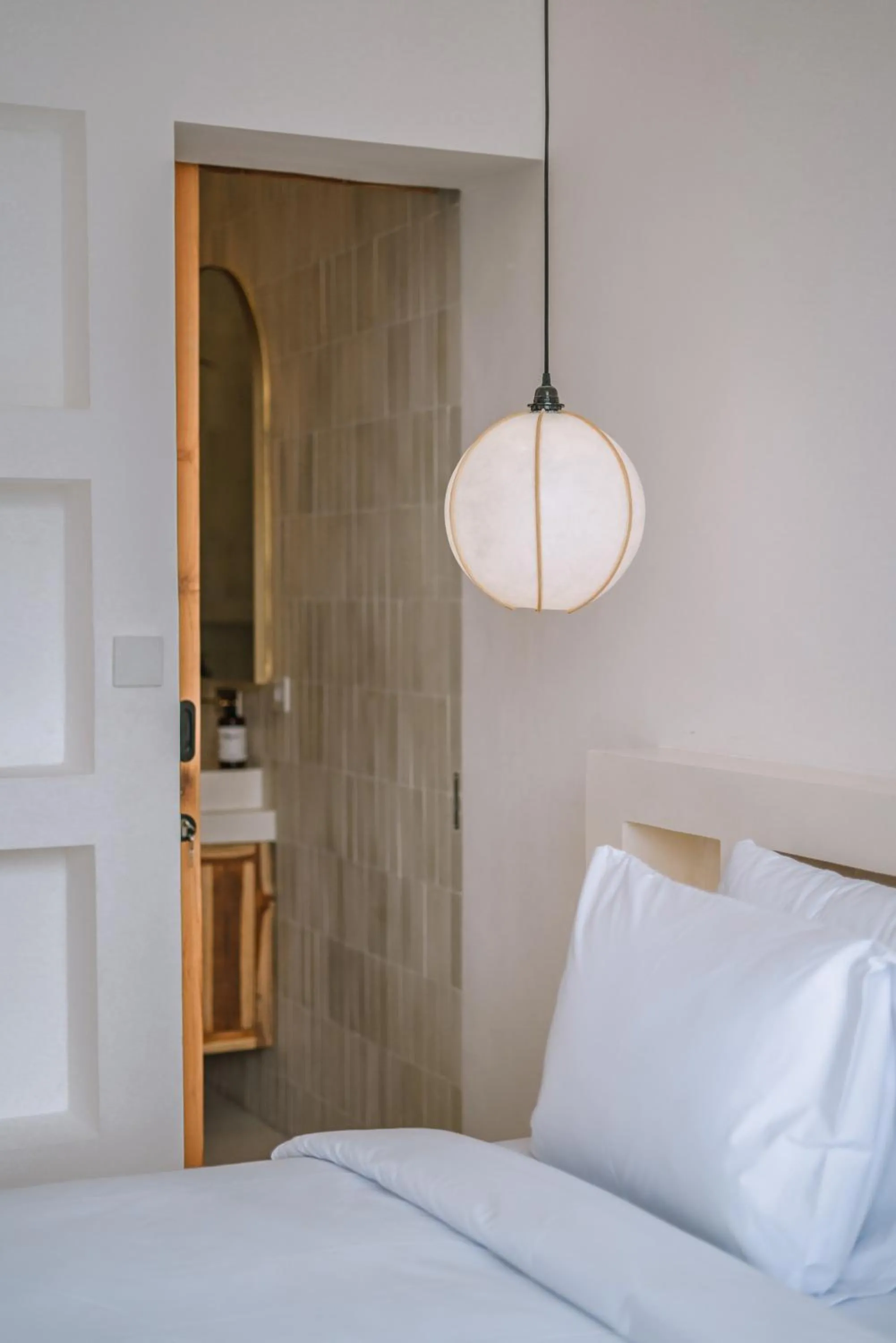 Bed in Villa Sunset and Sunrise - 2BR elegant villa in Central Canggu
