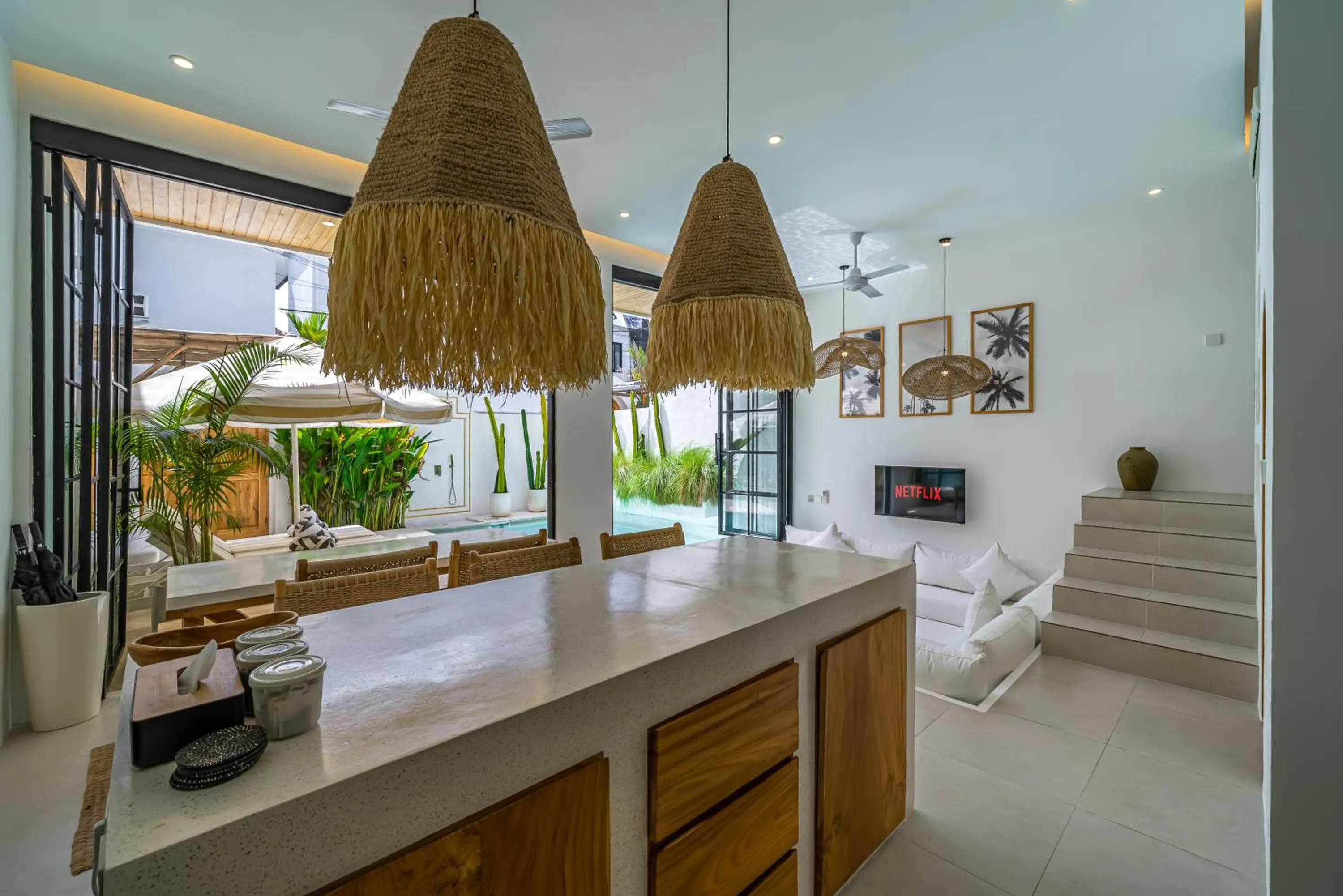 Villa Sunset and Sunrise - 2BR elegant villa in Central Canggu