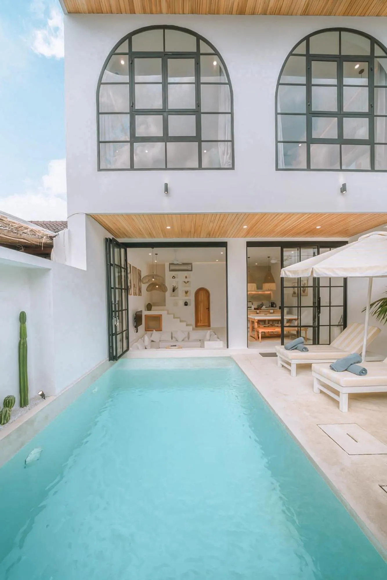 Villa Sunset and Sunrise - 2BR elegant villa in Central Canggu