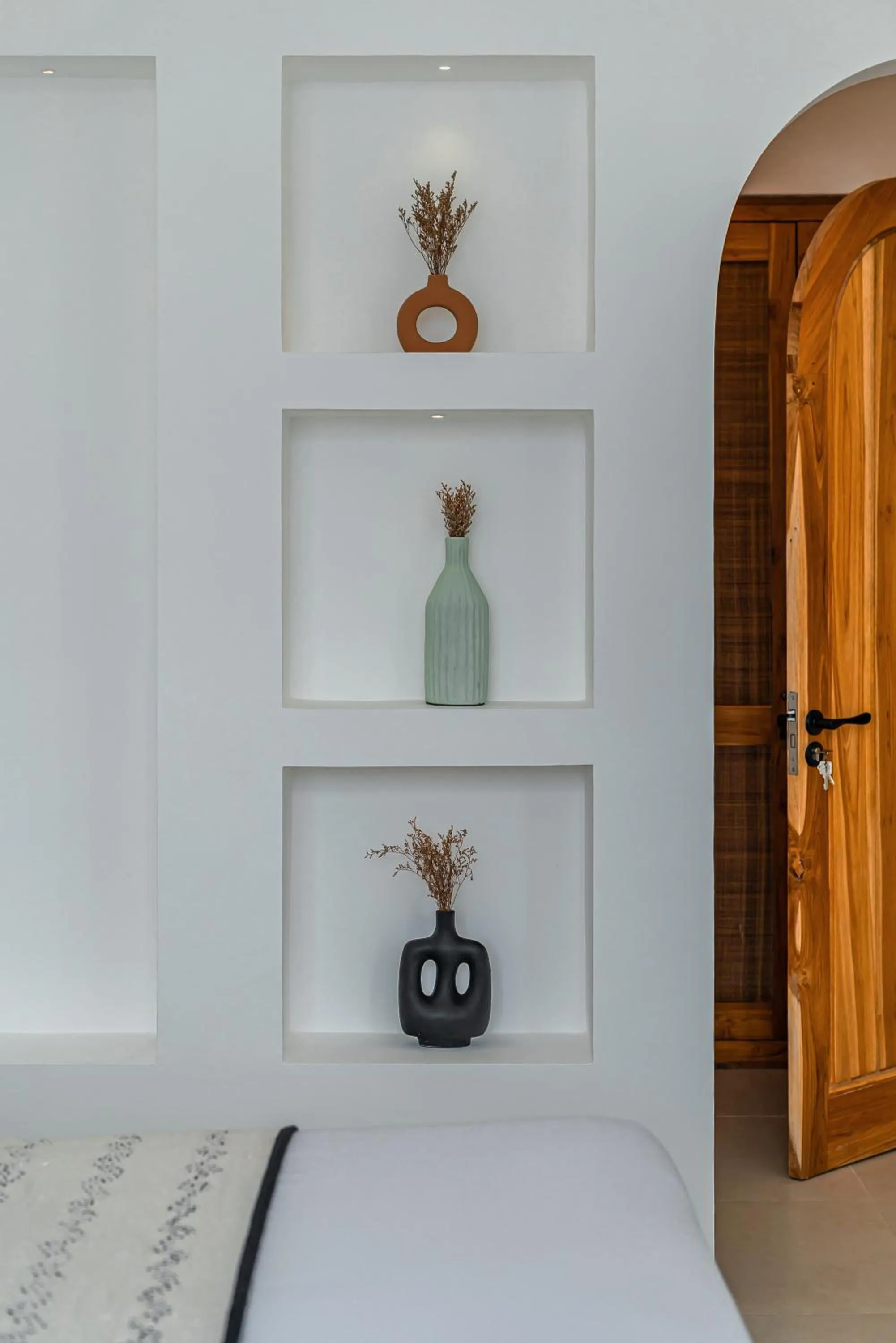 Bed in Villa Sunset and Sunrise - 2BR elegant villa in Central Canggu