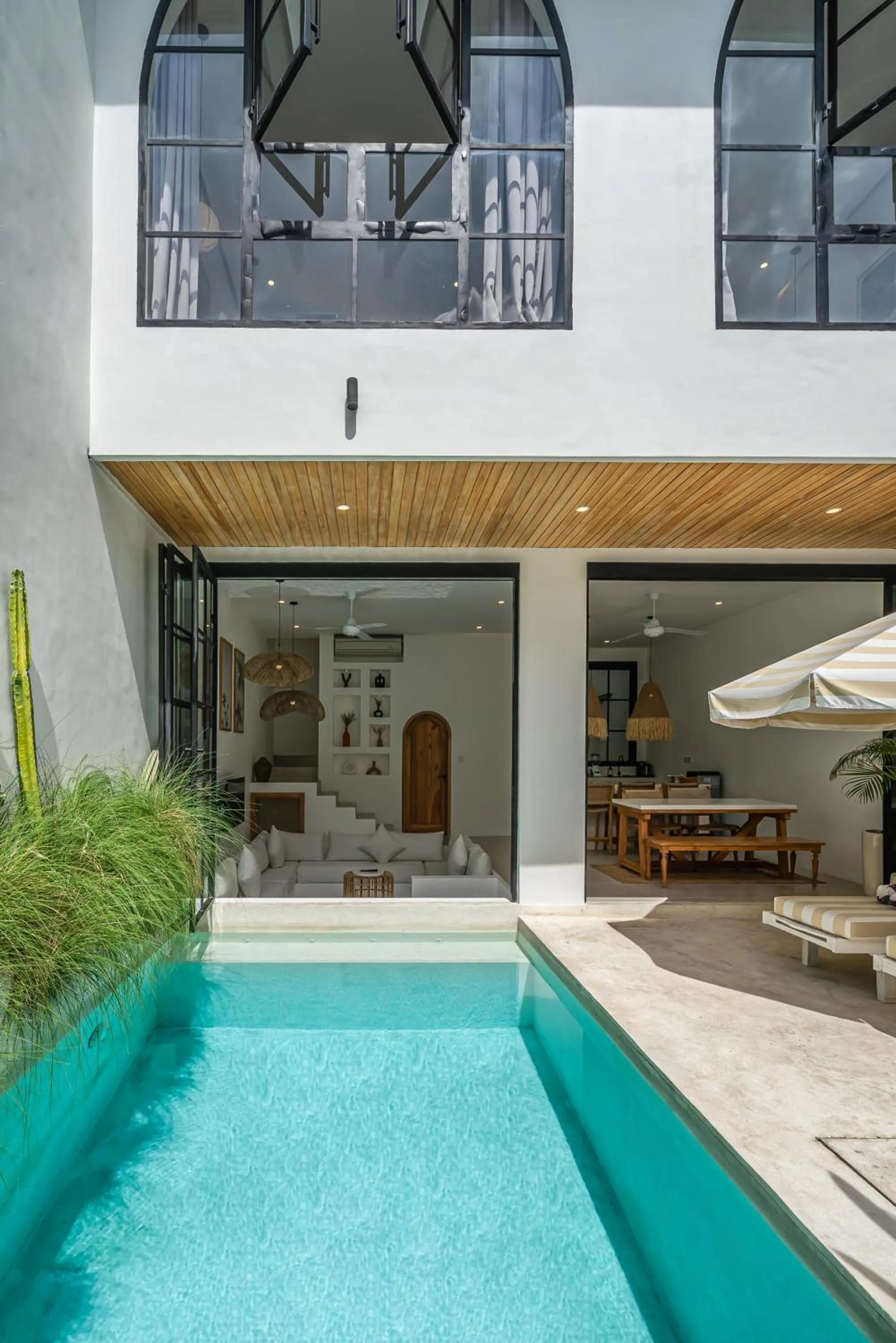 Villa Sunset and Sunrise - 2BR elegant villa in Central Canggu