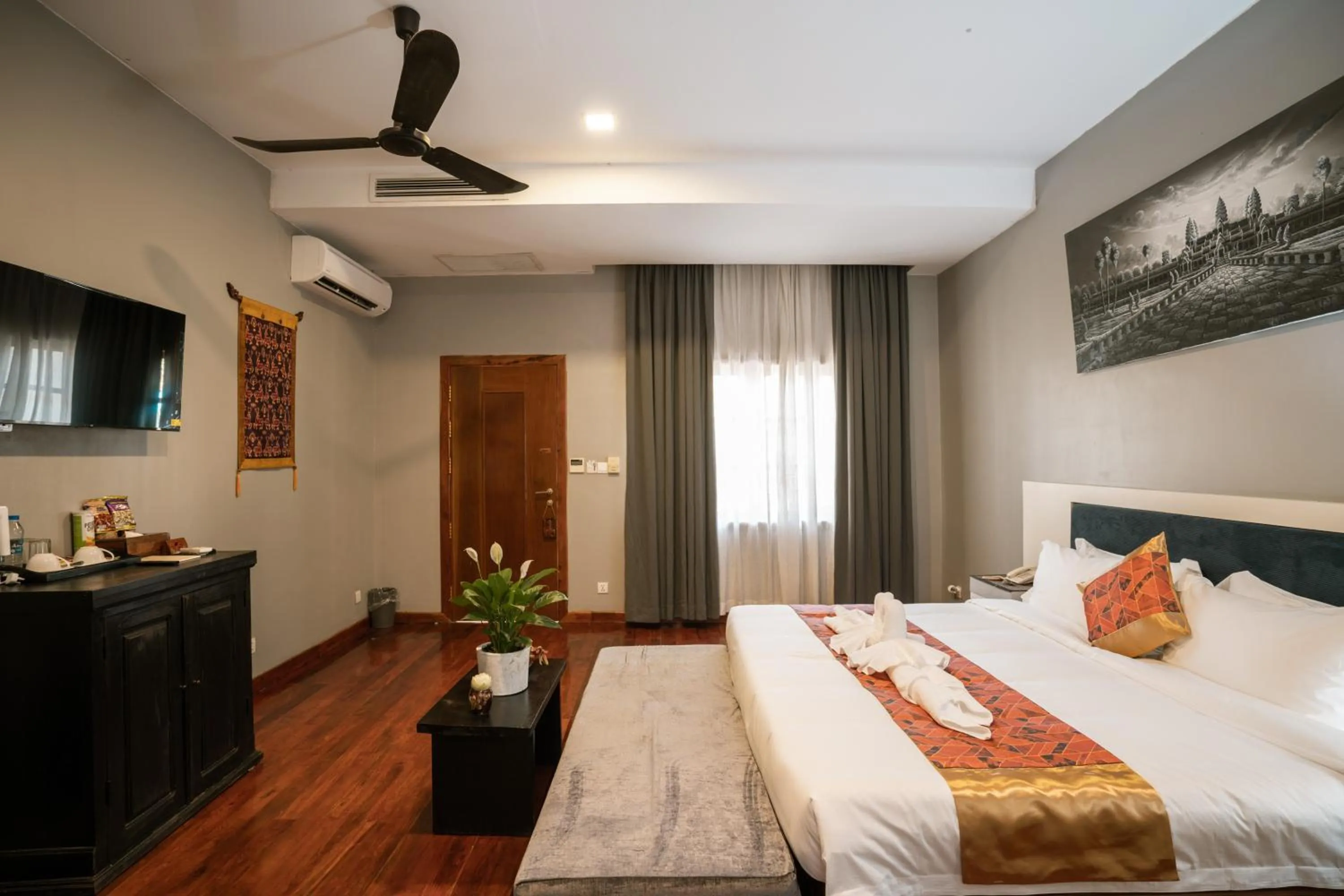 fireplace in Amazing Smile Angkor Resort