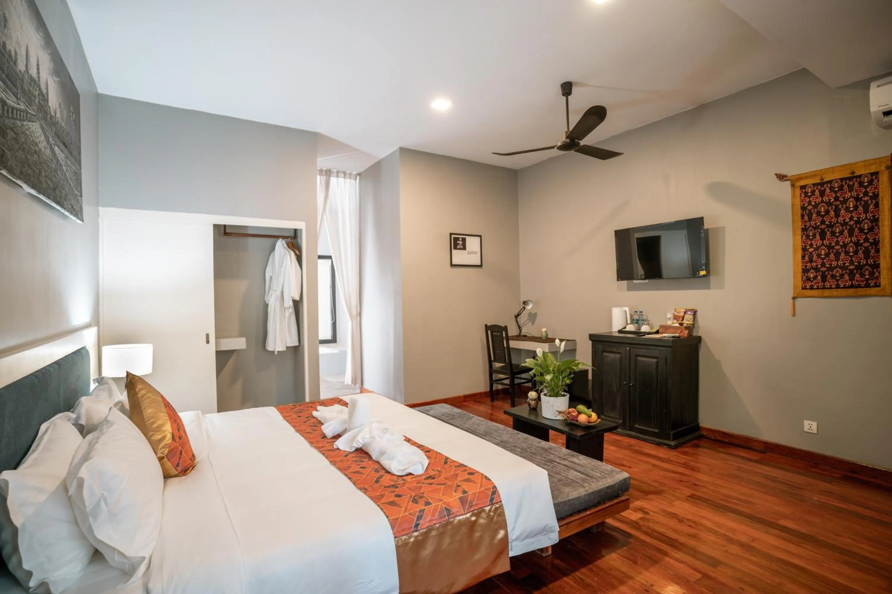 Bed in Amazing Smile Angkor Resort