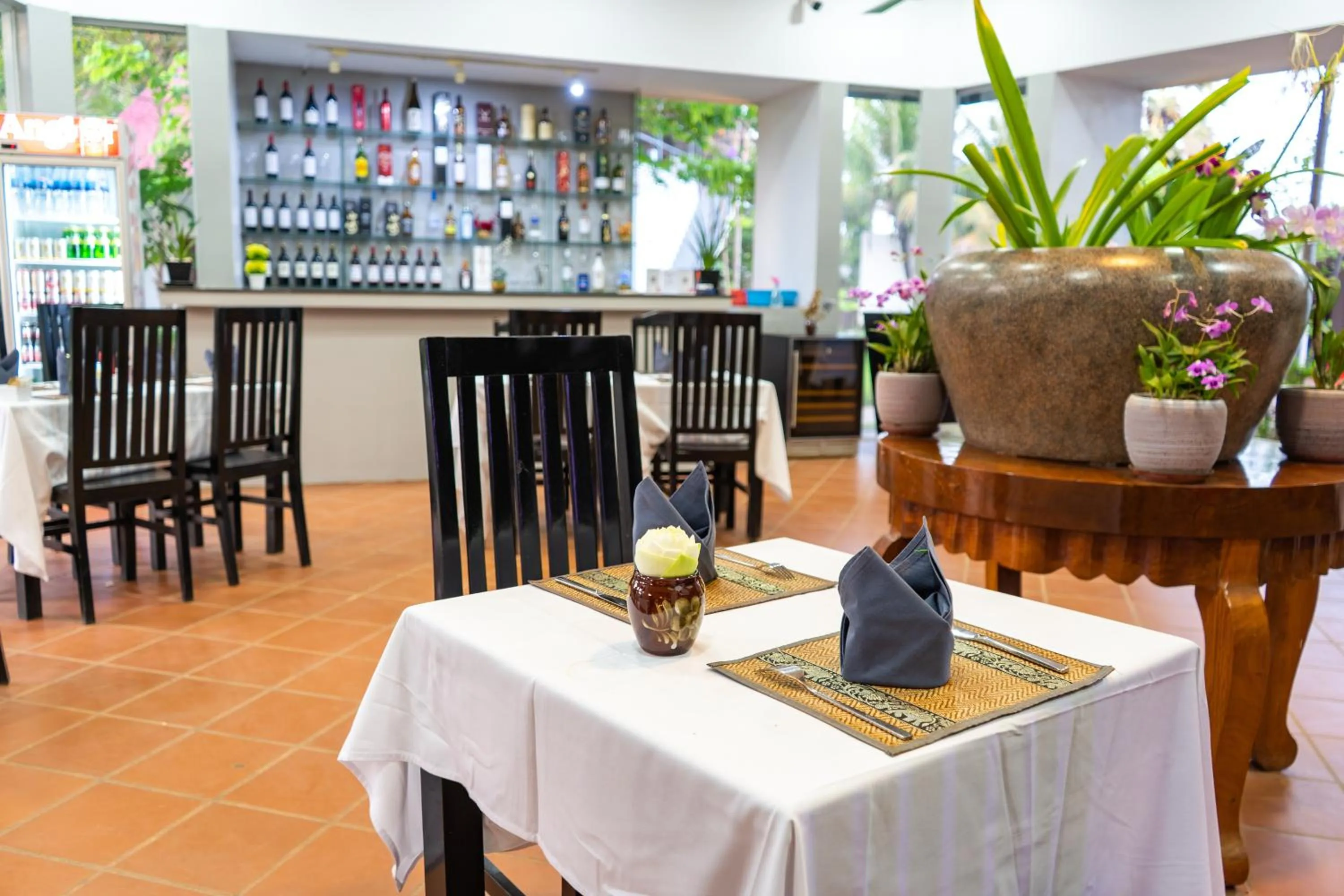 Restaurant/places to eat in Amazing Smile Angkor Resort