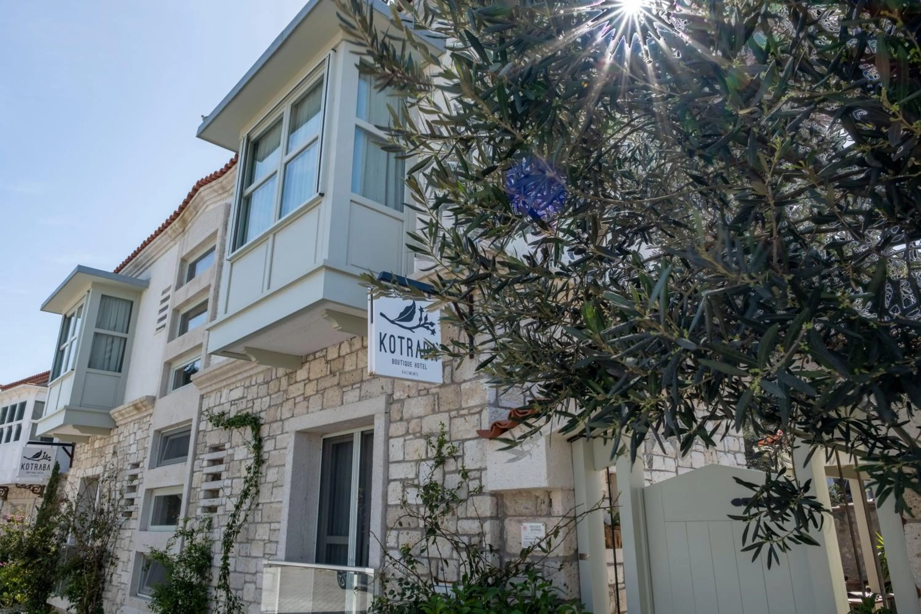Property building in Kotraba Alacati Hotel