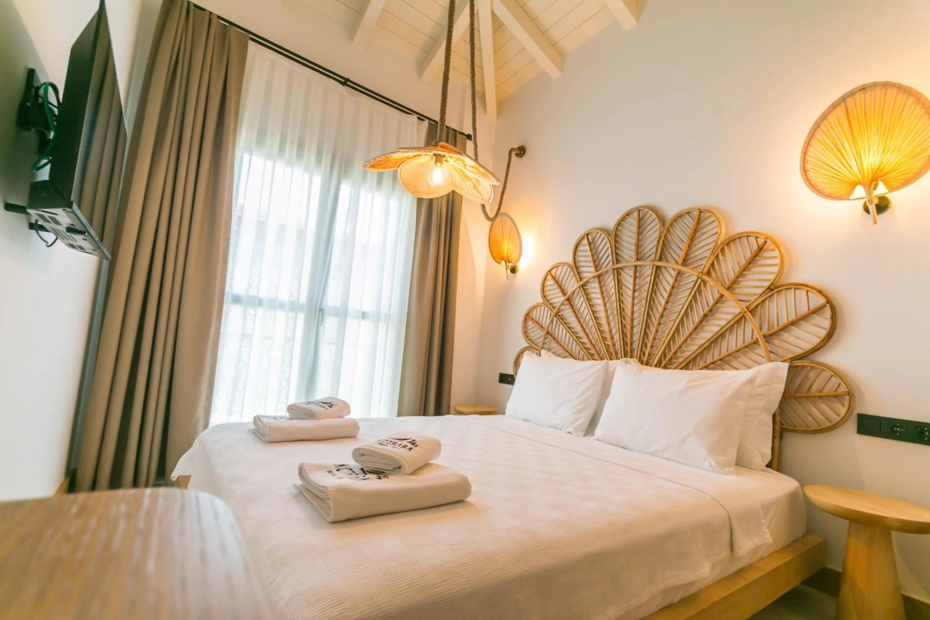 Bed in Kotraba Alacati Hotel