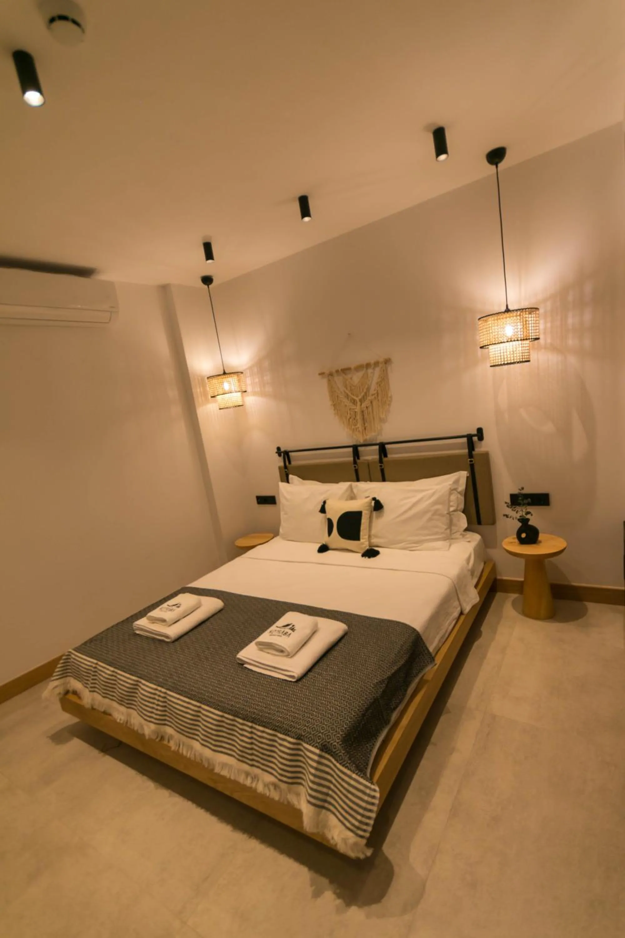 Bed in Kotraba Alacati Hotel
