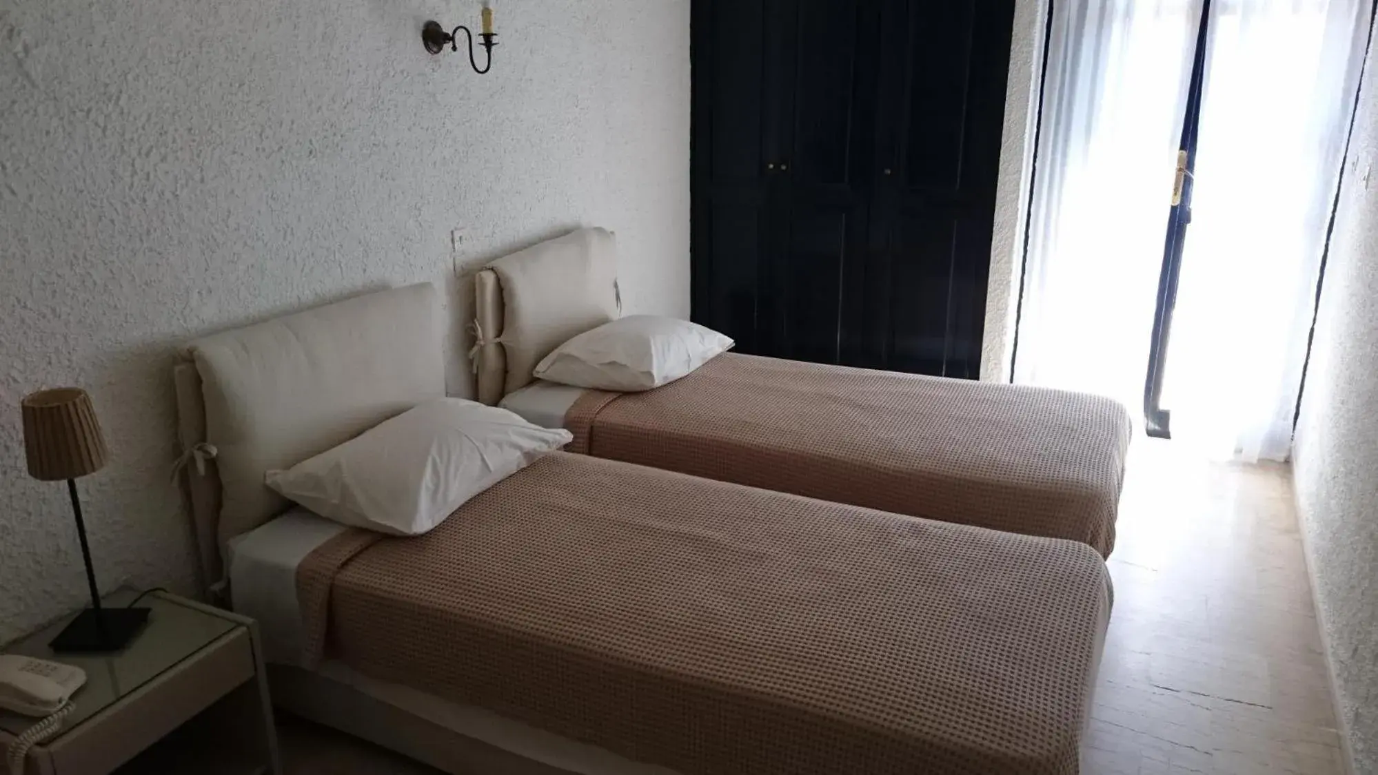 Bedroom in Mare Vista Hotel - Epaminondas Bedroom in Mare Vista Hotel - Epaminondas