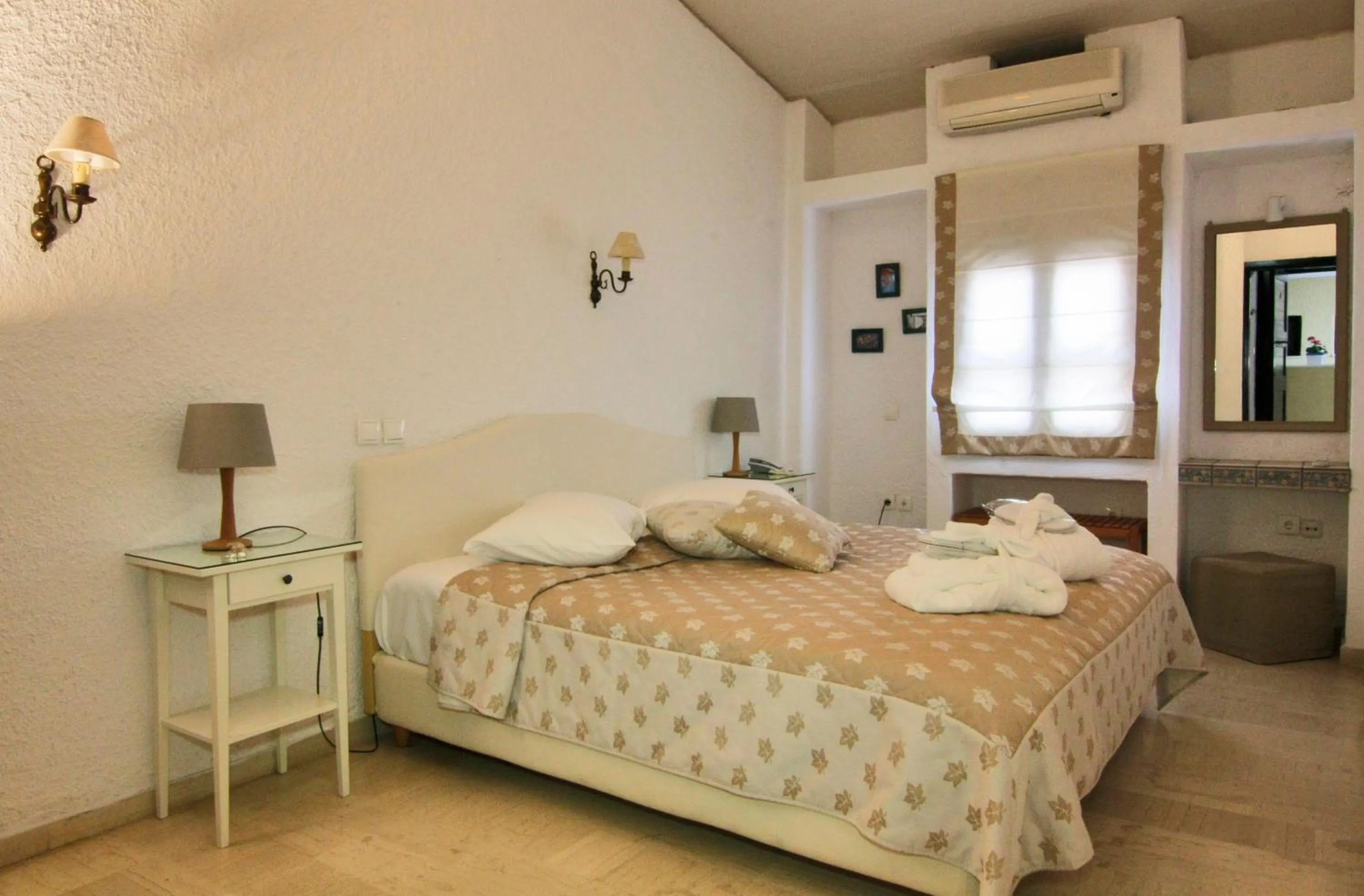 Bedroom in Mare Vista Hotel - Epaminondas