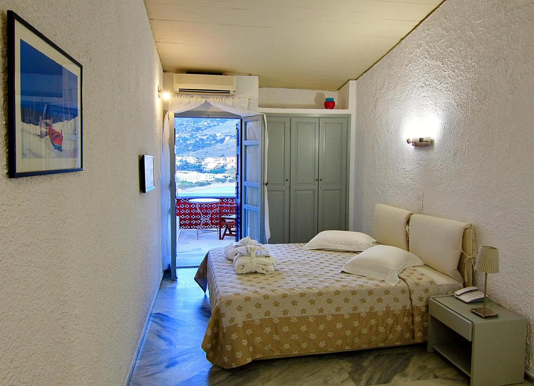 Bedroom in Mare Vista Hotel - Epaminondas