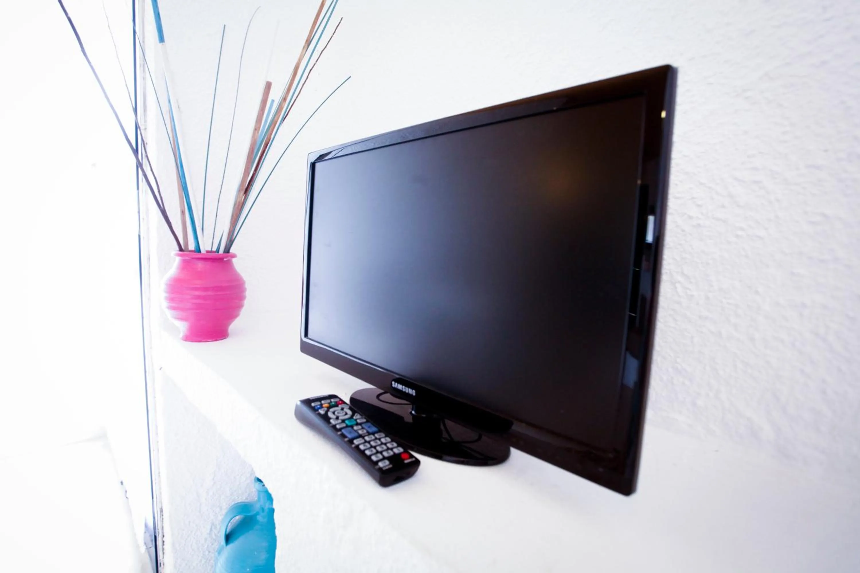 TV and multimedia in Mare Vista Hotel - Epaminondas