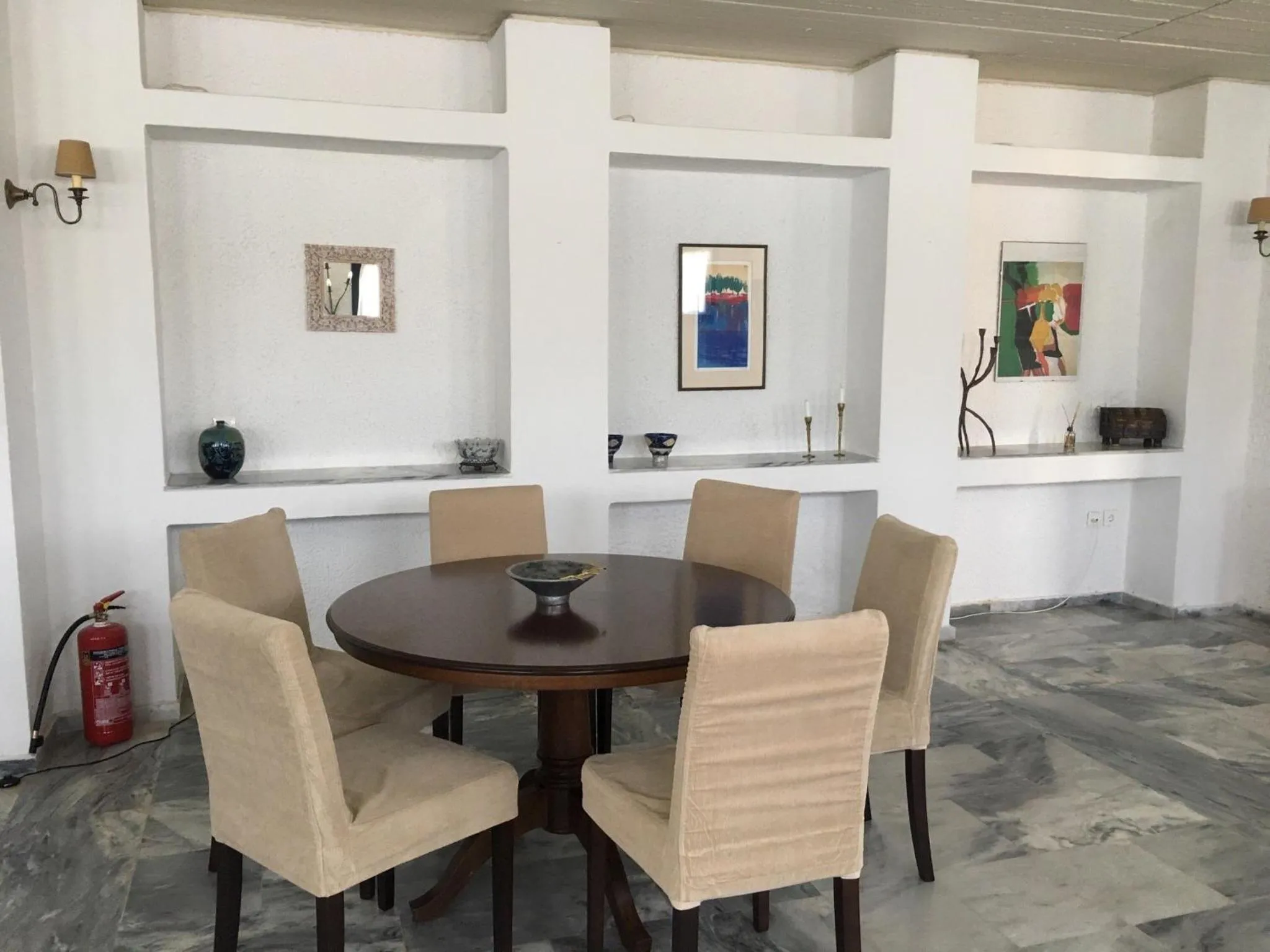 Communal lounge/ TV room in Mare Vista Hotel - Epaminondas