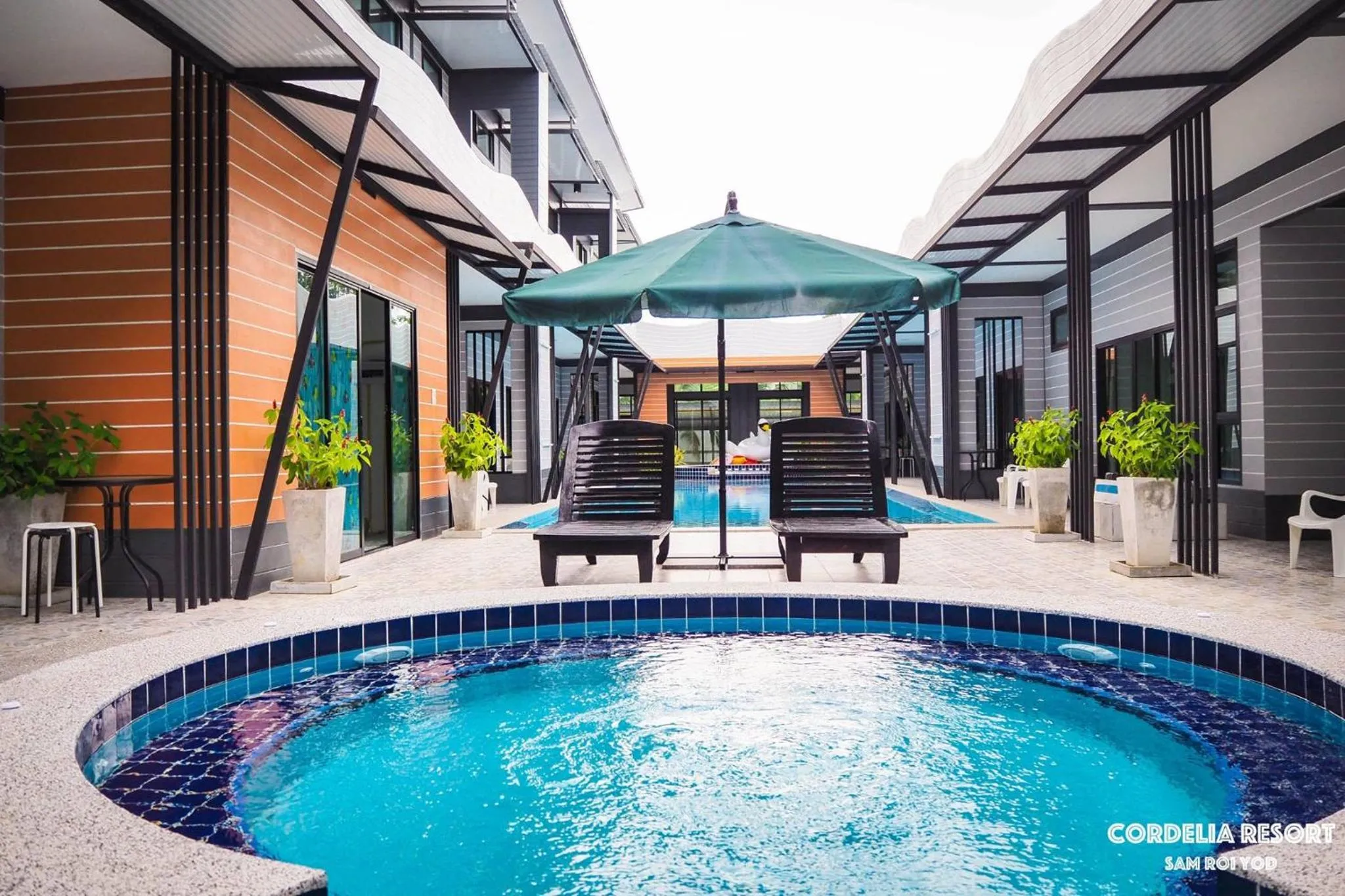 Swimming pool in Cordelia Resort Sam Roi Yot