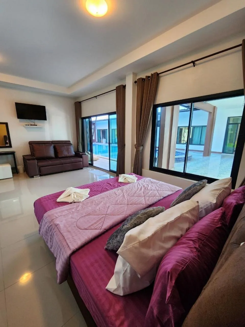 Bed in Cordelia Resort Sam Roi Yot