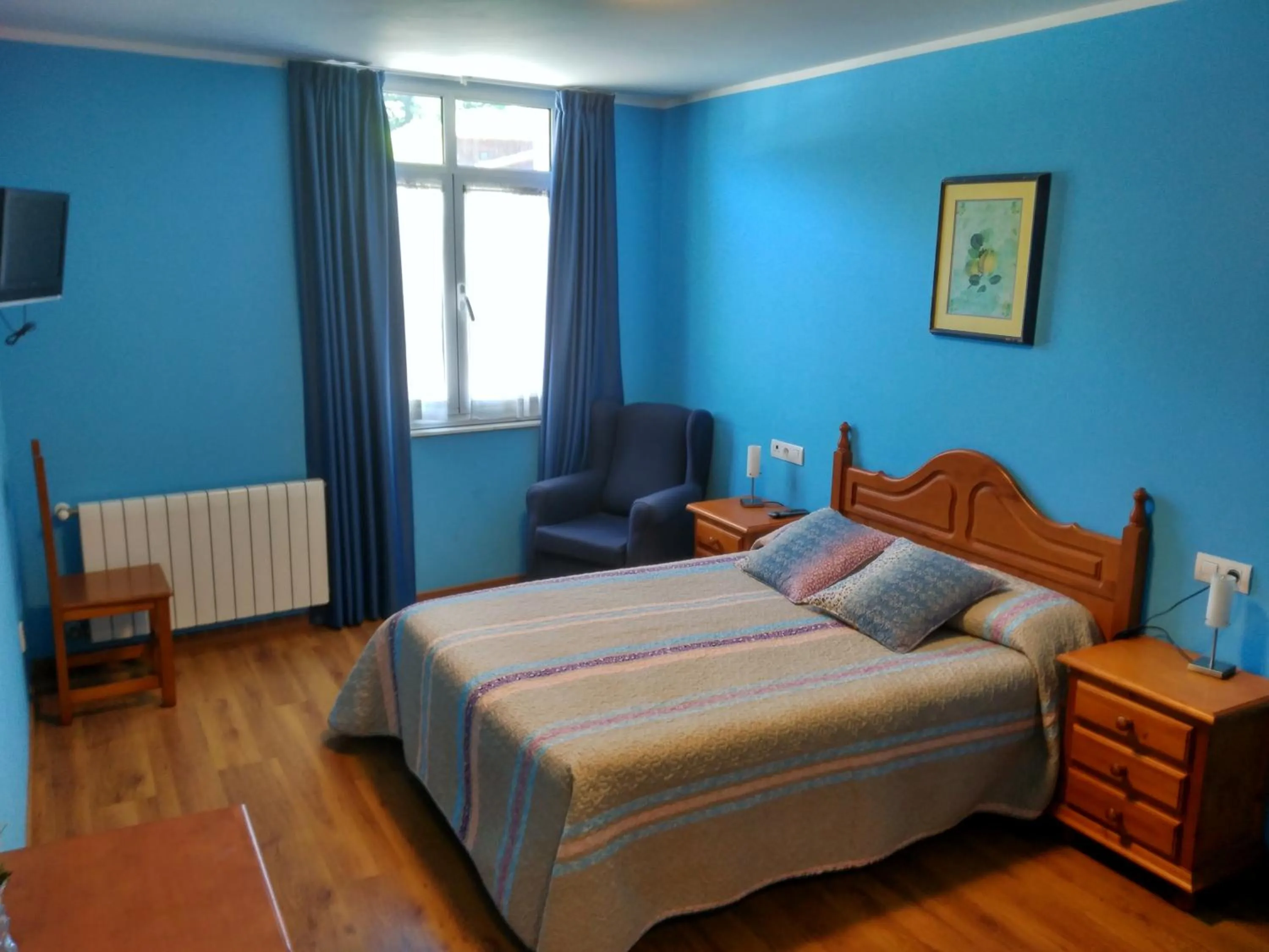 Photo of the whole room, Bed in Hotel Águila Real