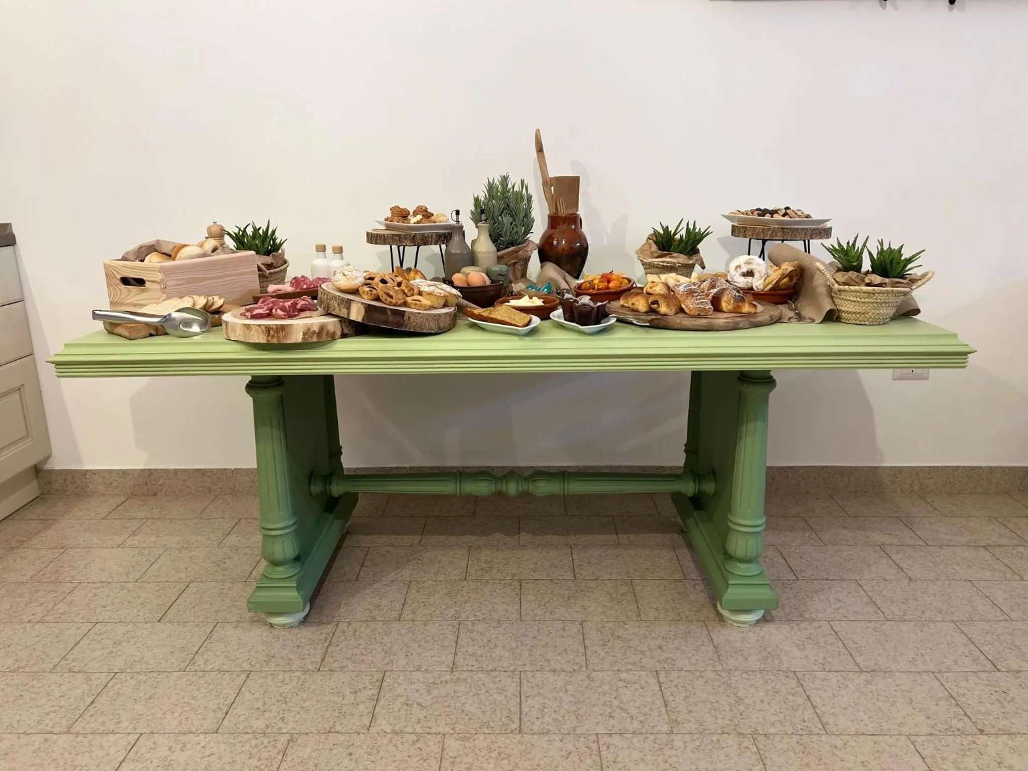 Food and drinks in B&B Villa Maggi