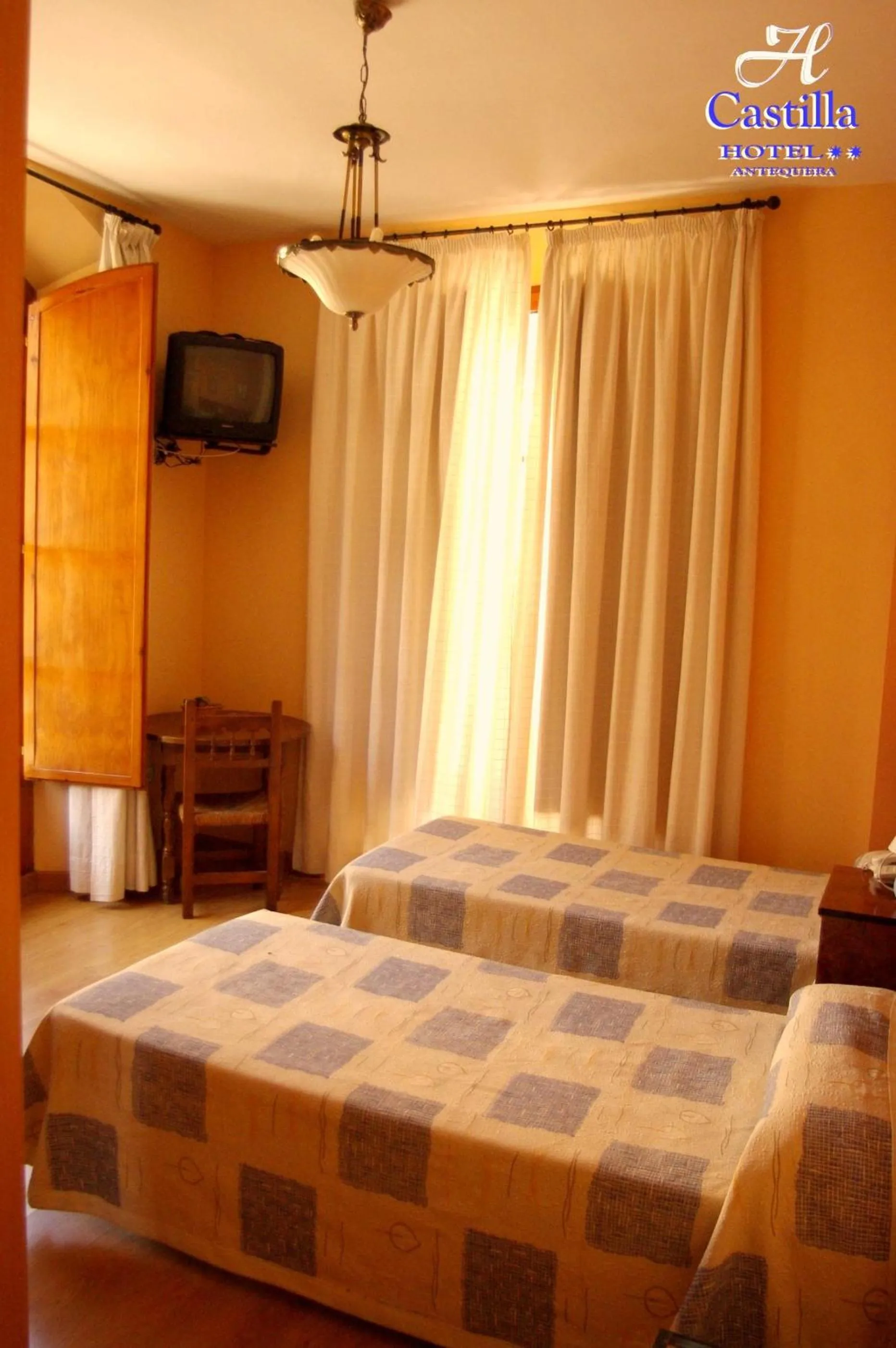 Photo of the whole room, Bed in Hotel Castilla