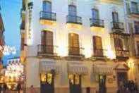 Facade/entrance in Hotel Castilla