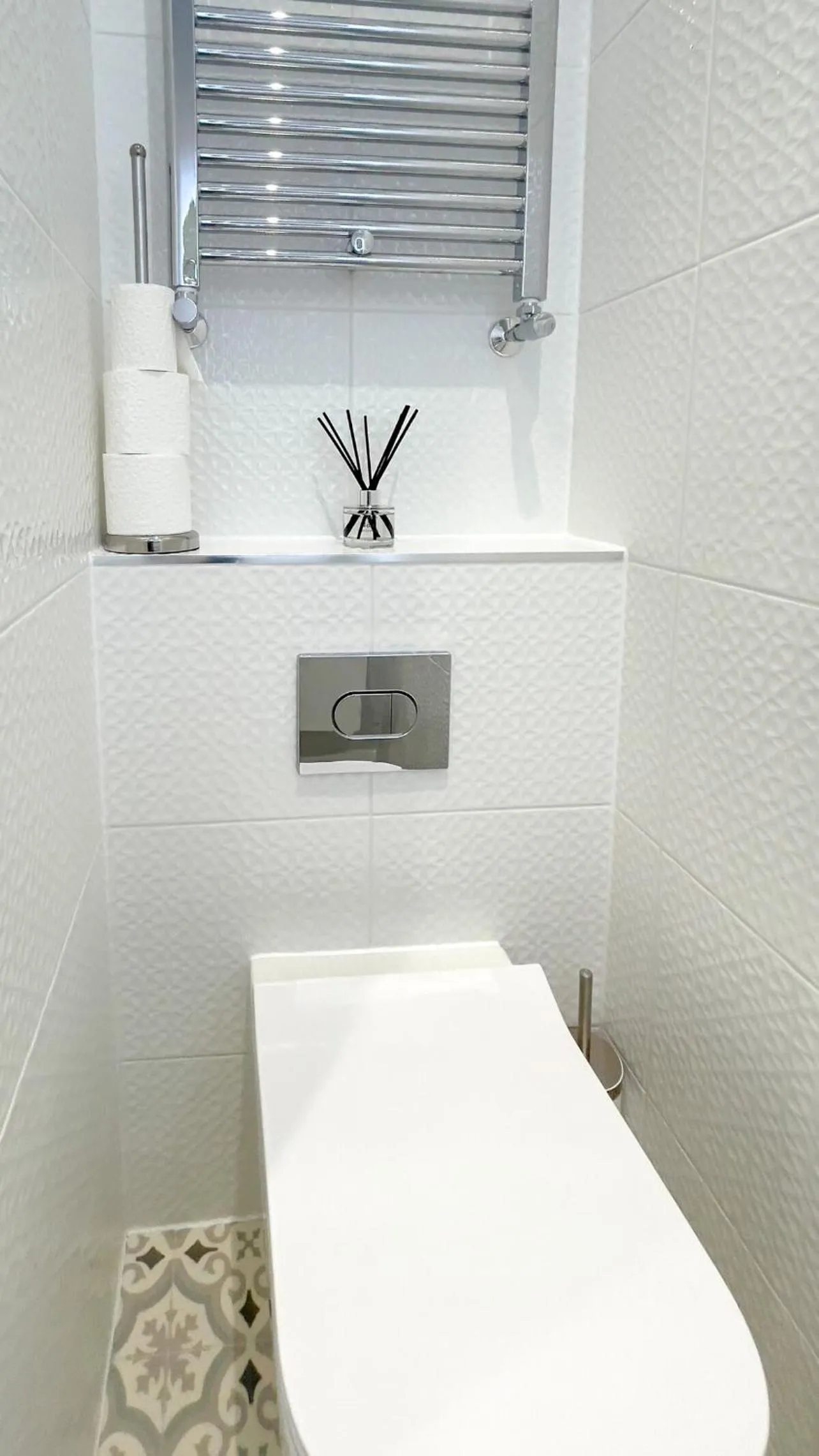 Toilet in Old Town Trinity Apt No 3 By Adliv