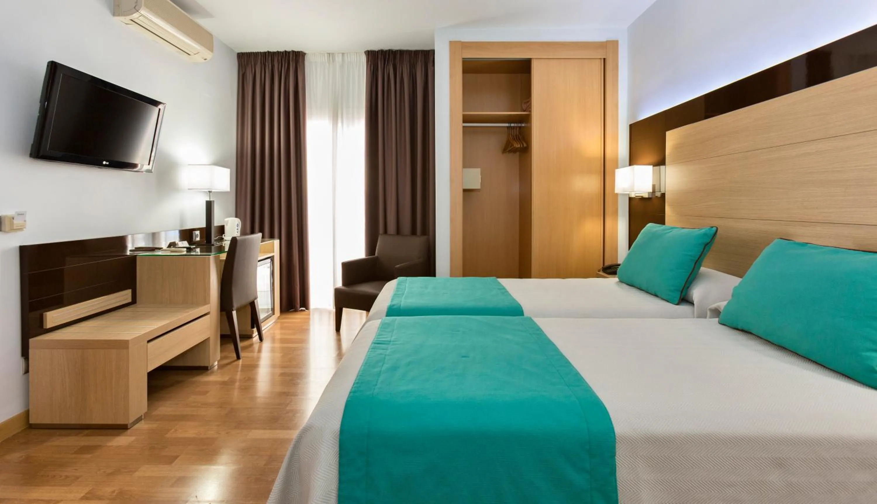 Photo of the whole room, Bed in Hotel Baviera