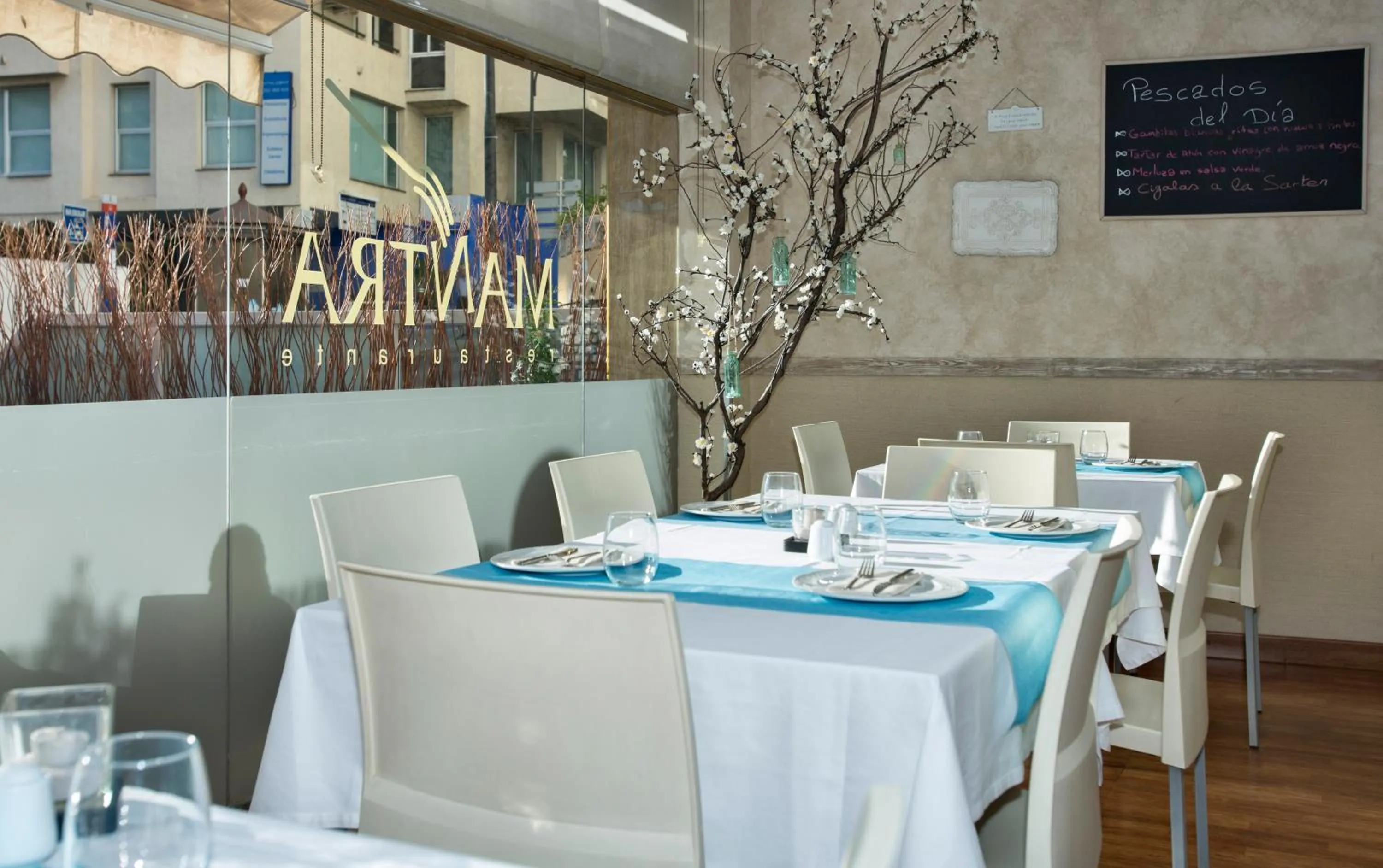 Restaurant/places to eat in Hotel Baviera
