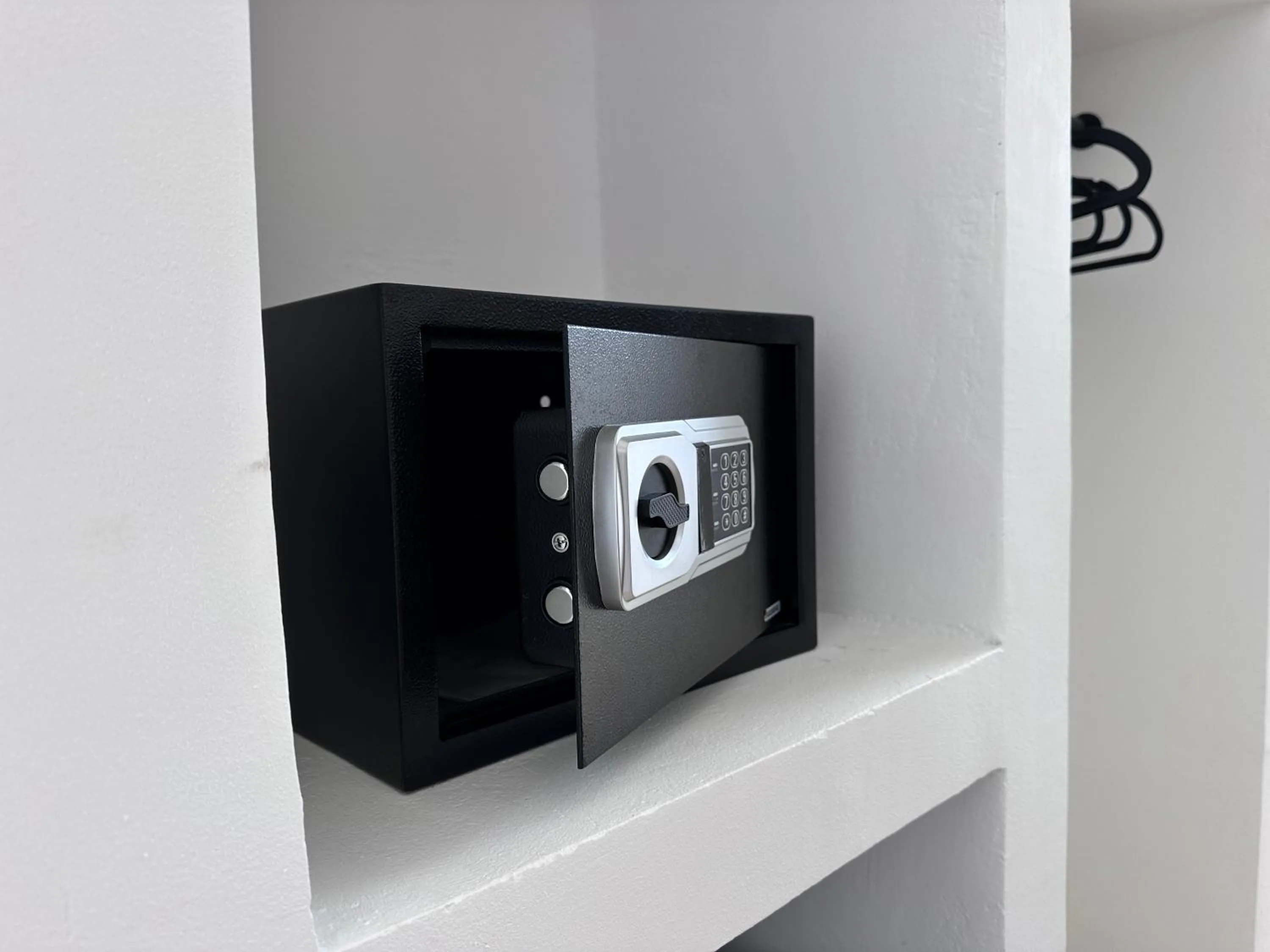 safe in Desert Sands Dakhla Lagoon View & Kitesurf Spot