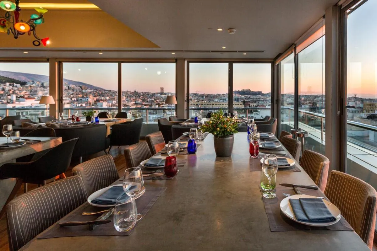 Restaurant/places to eat in Radisson Blu Park Hotel Athens