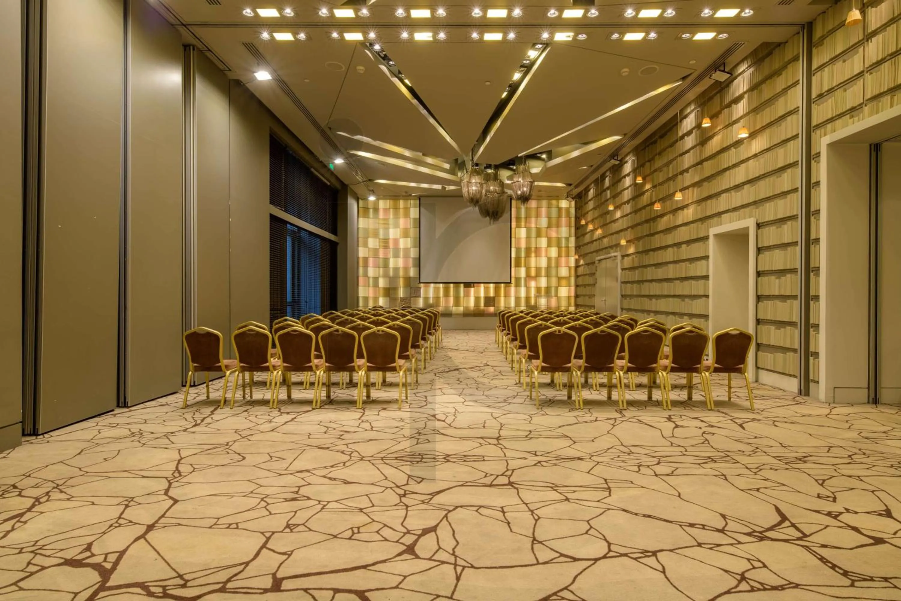 Meeting/conference room in Radisson Blu Park Hotel Athens