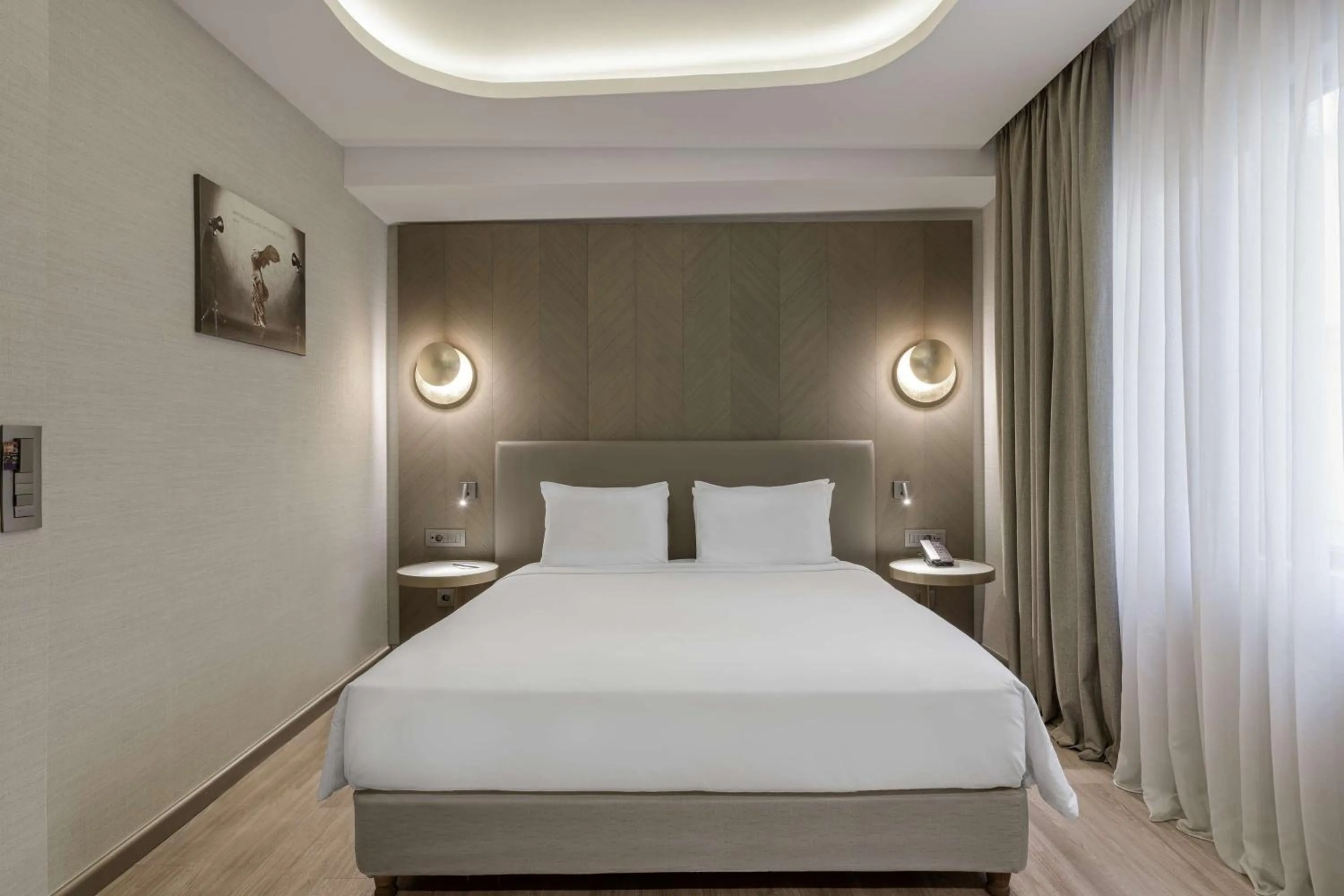 Bedroom, Bed in Radisson Blu Park Hotel Athens