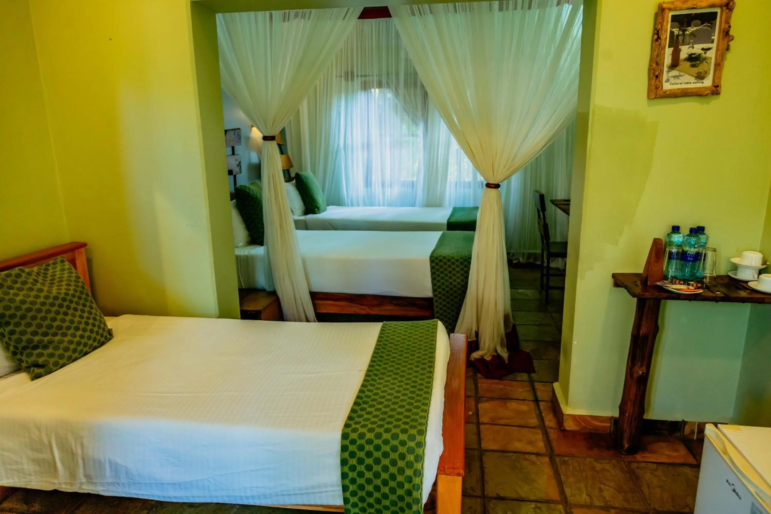 Bed in Weru Weru River Lodge