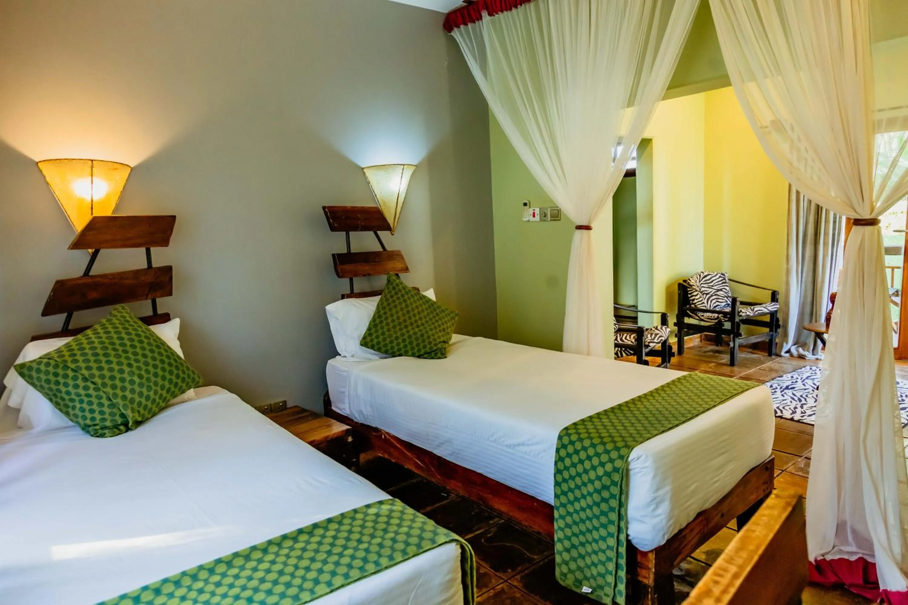 Bedroom, Bed in Weru Weru River Lodge